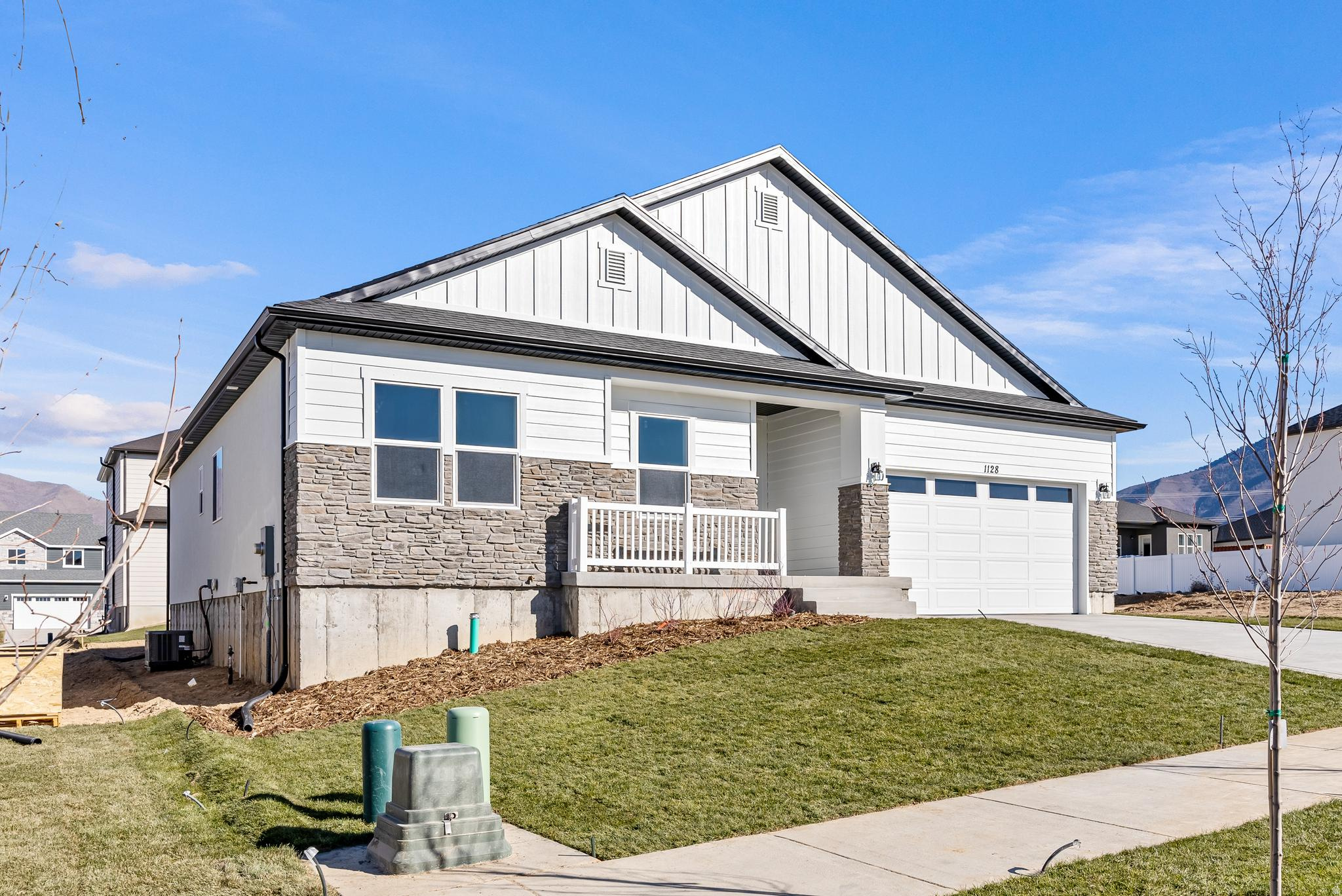 SUMMIT RIDGE THE HILLS - Residential