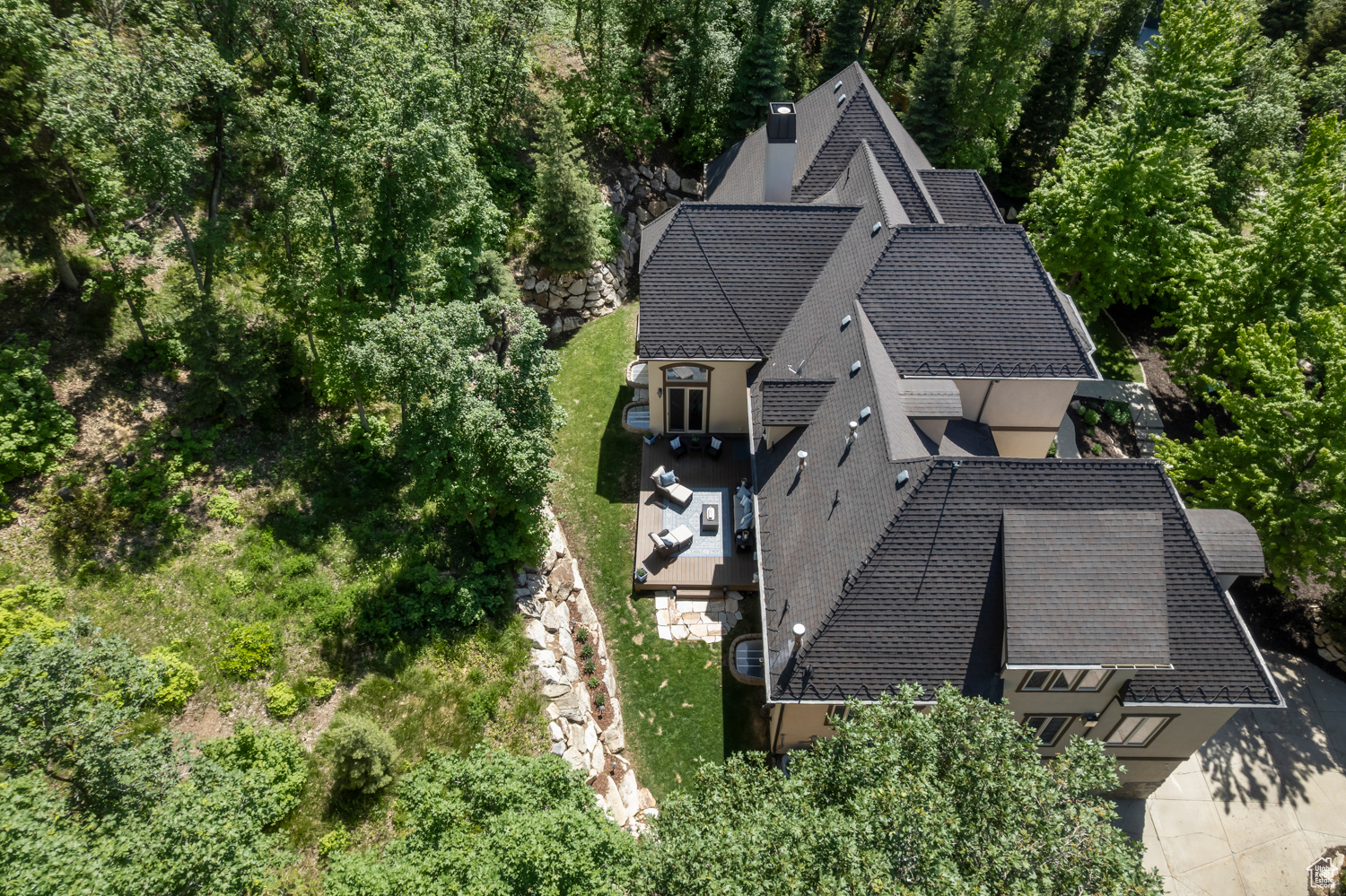 WOODLAND HILLS - Residential