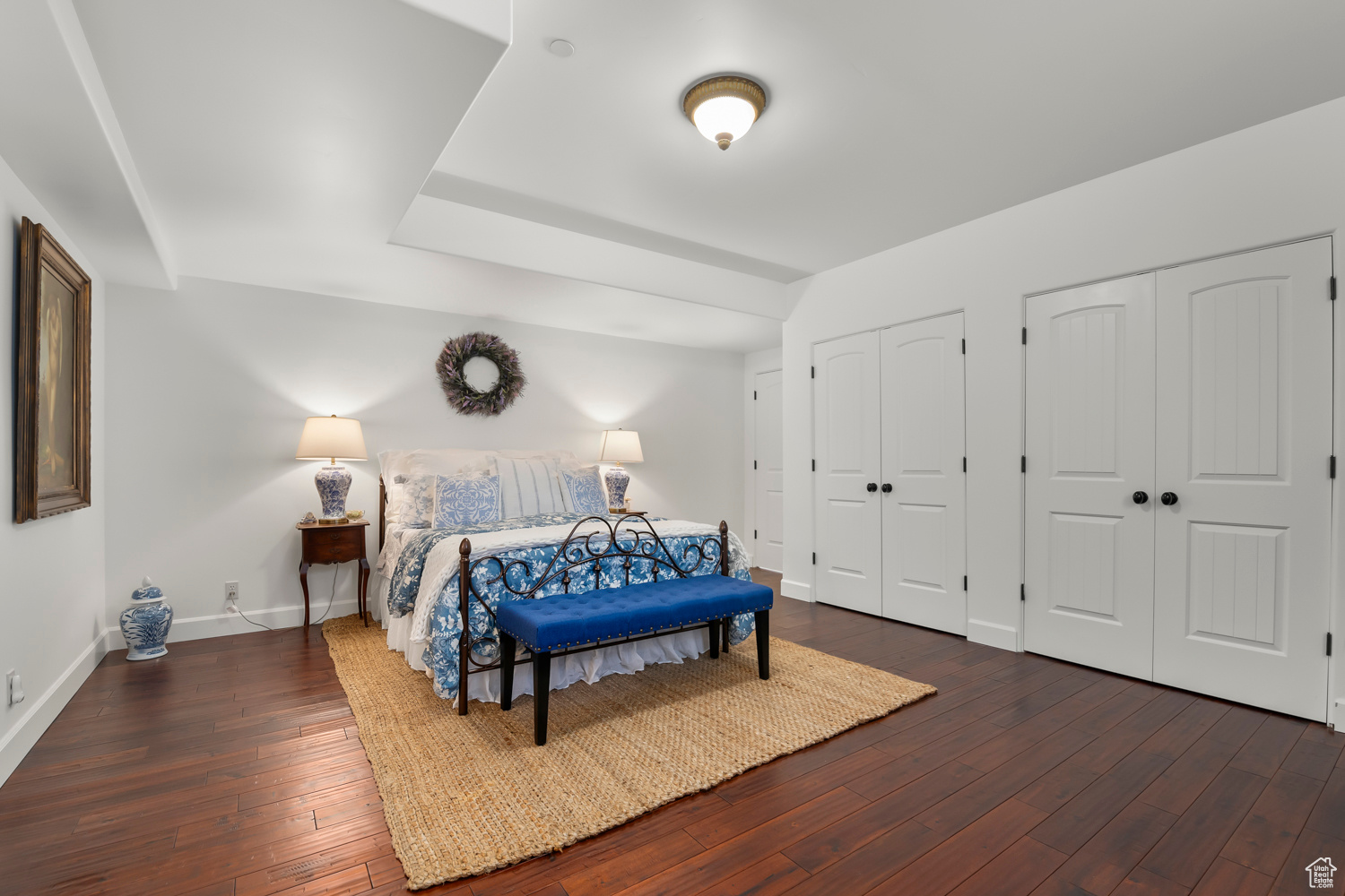 WOODLAND HILLS - Residential