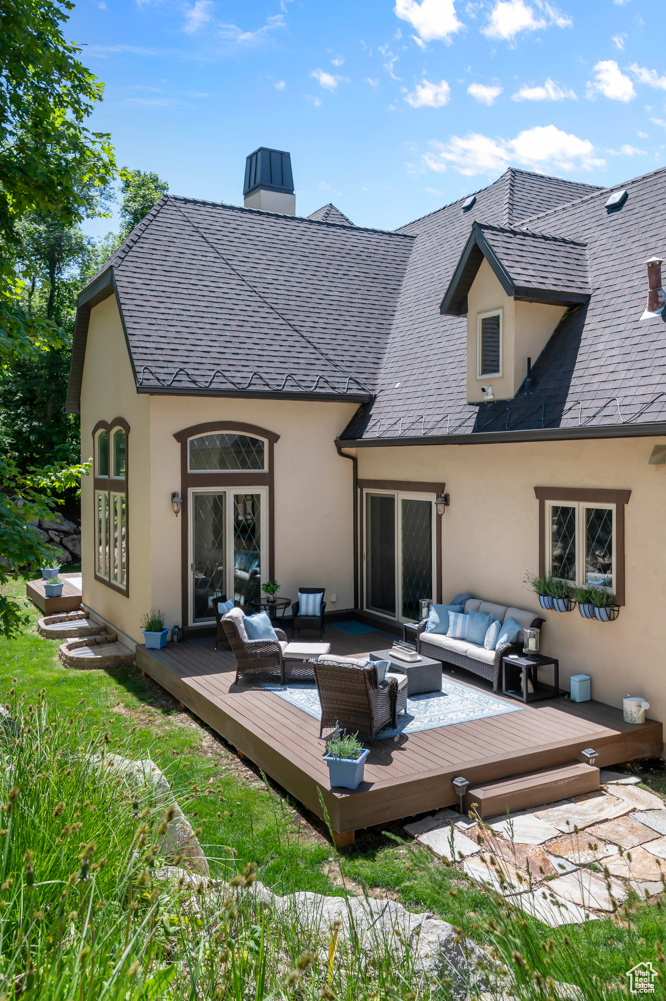 WOODLAND HILLS - Residential