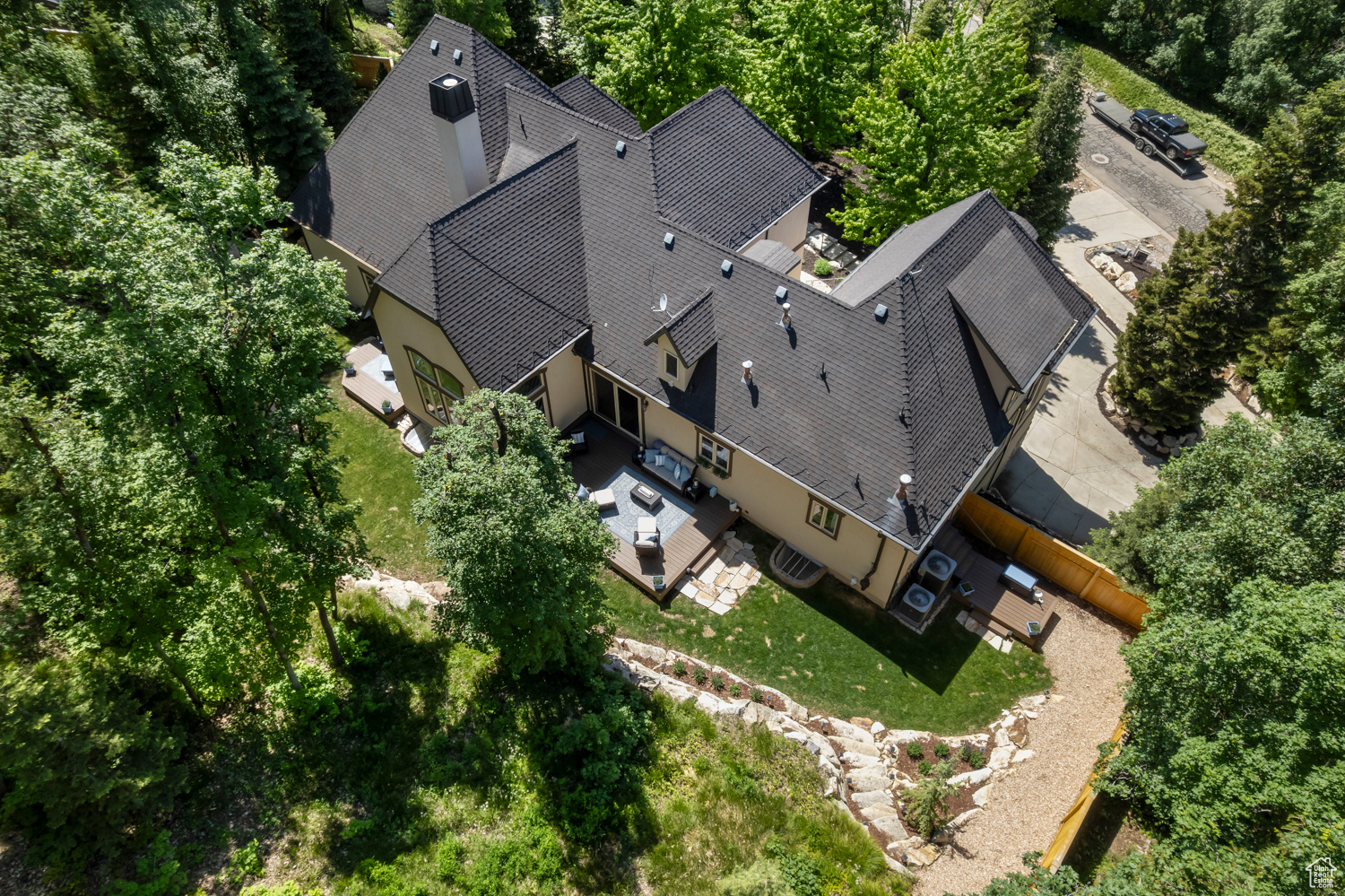 WOODLAND HILLS - Residential