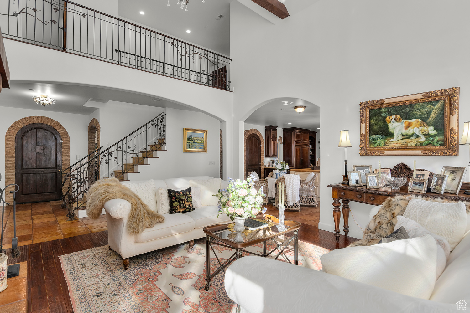 WOODLAND HILLS - Residential