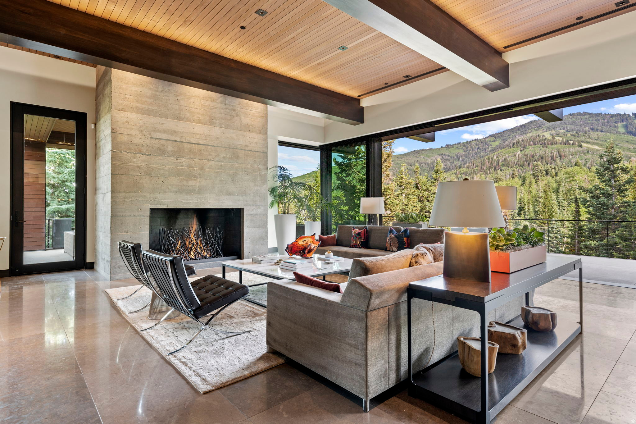 WHITE PINE RANCHES - Residential