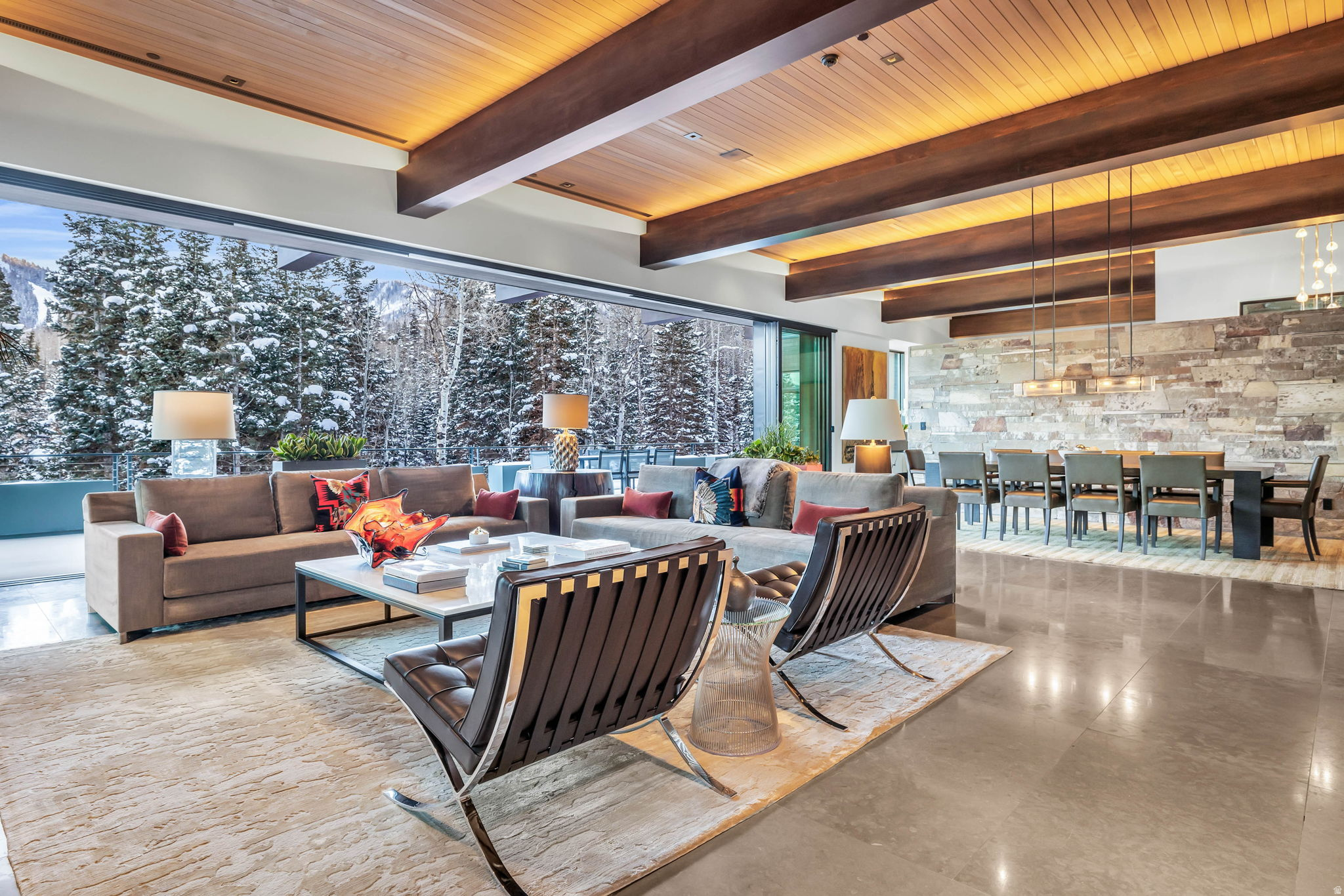 WHITE PINE RANCHES - Residential