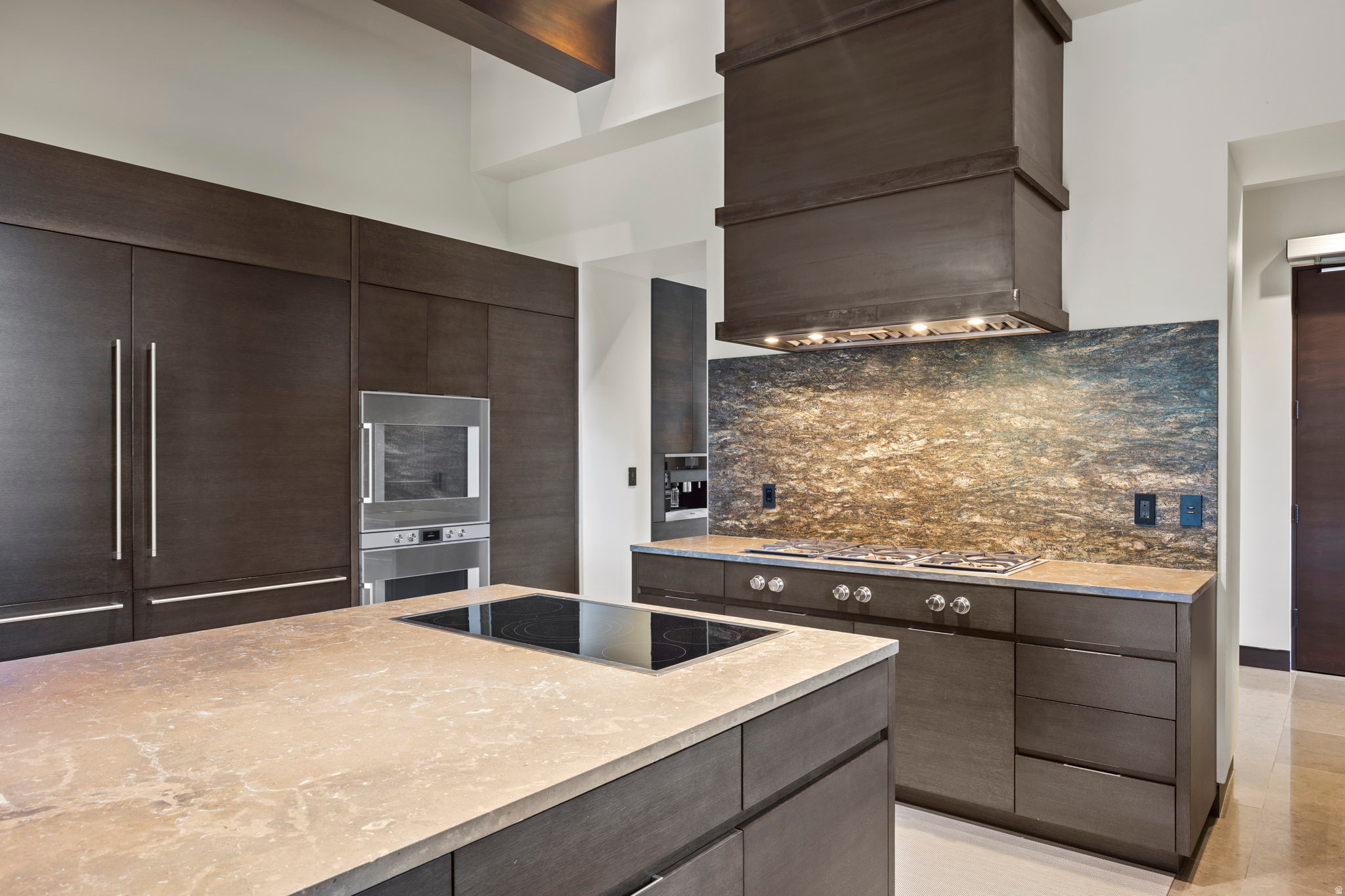 WHITE PINE RANCHES - Residential