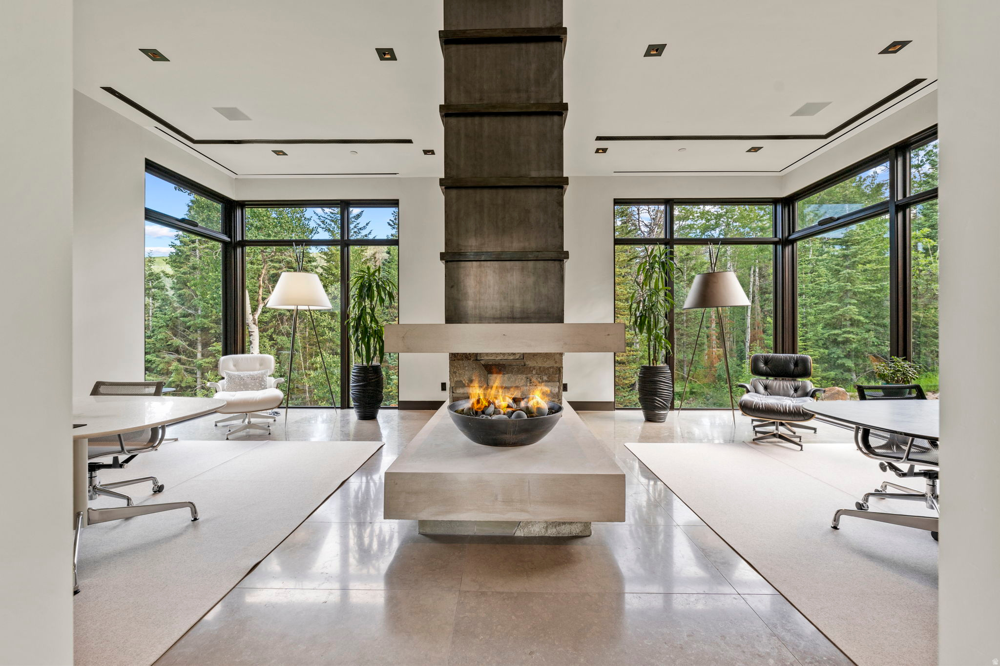 WHITE PINE RANCHES - Residential