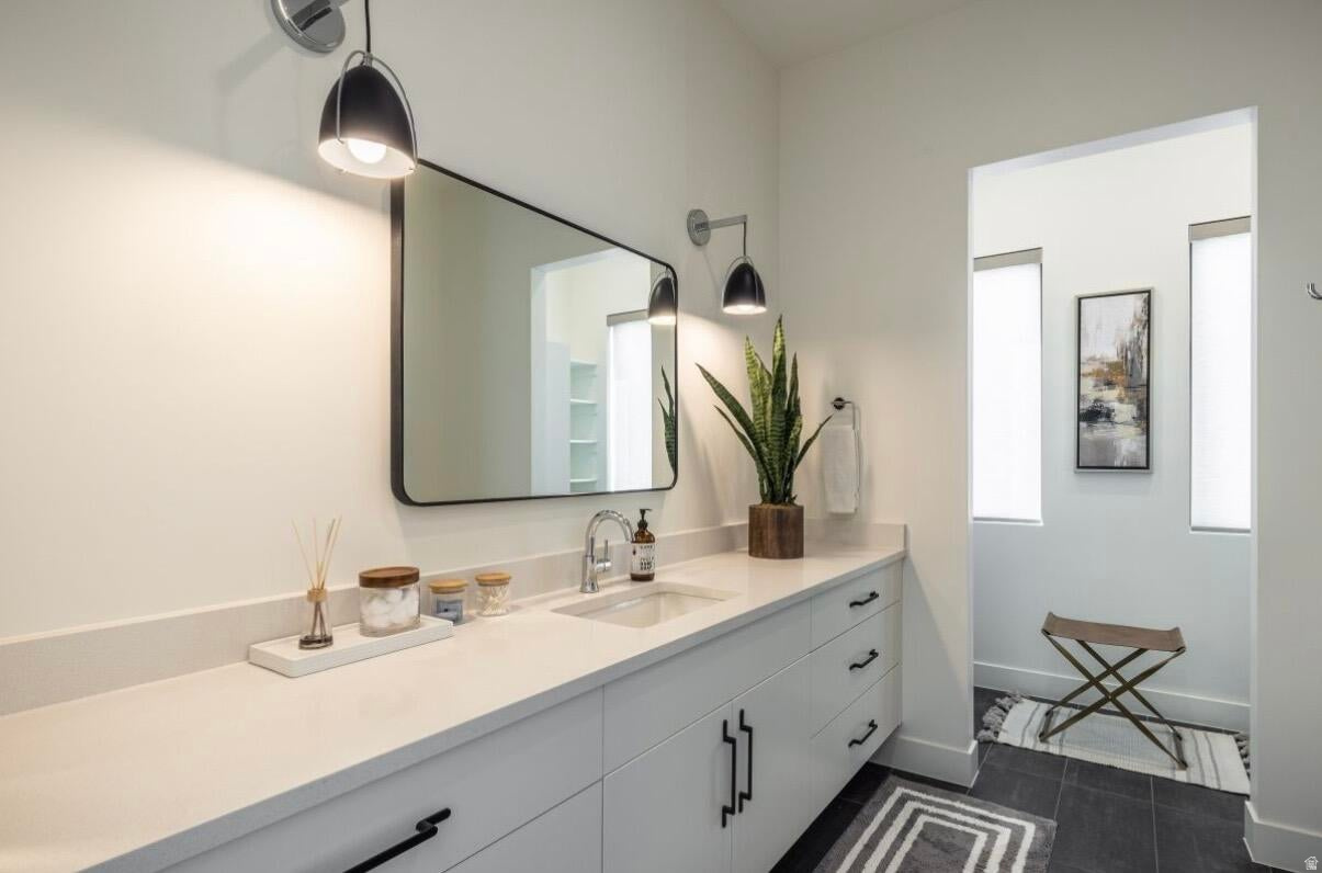 LEDGES OF ST GEORGE PH 7 - Residential