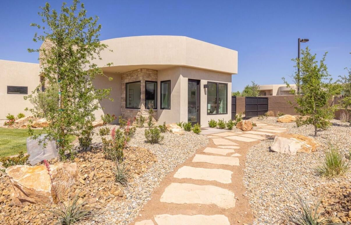 LEDGES OF ST GEORGE PH 7 - Residential
