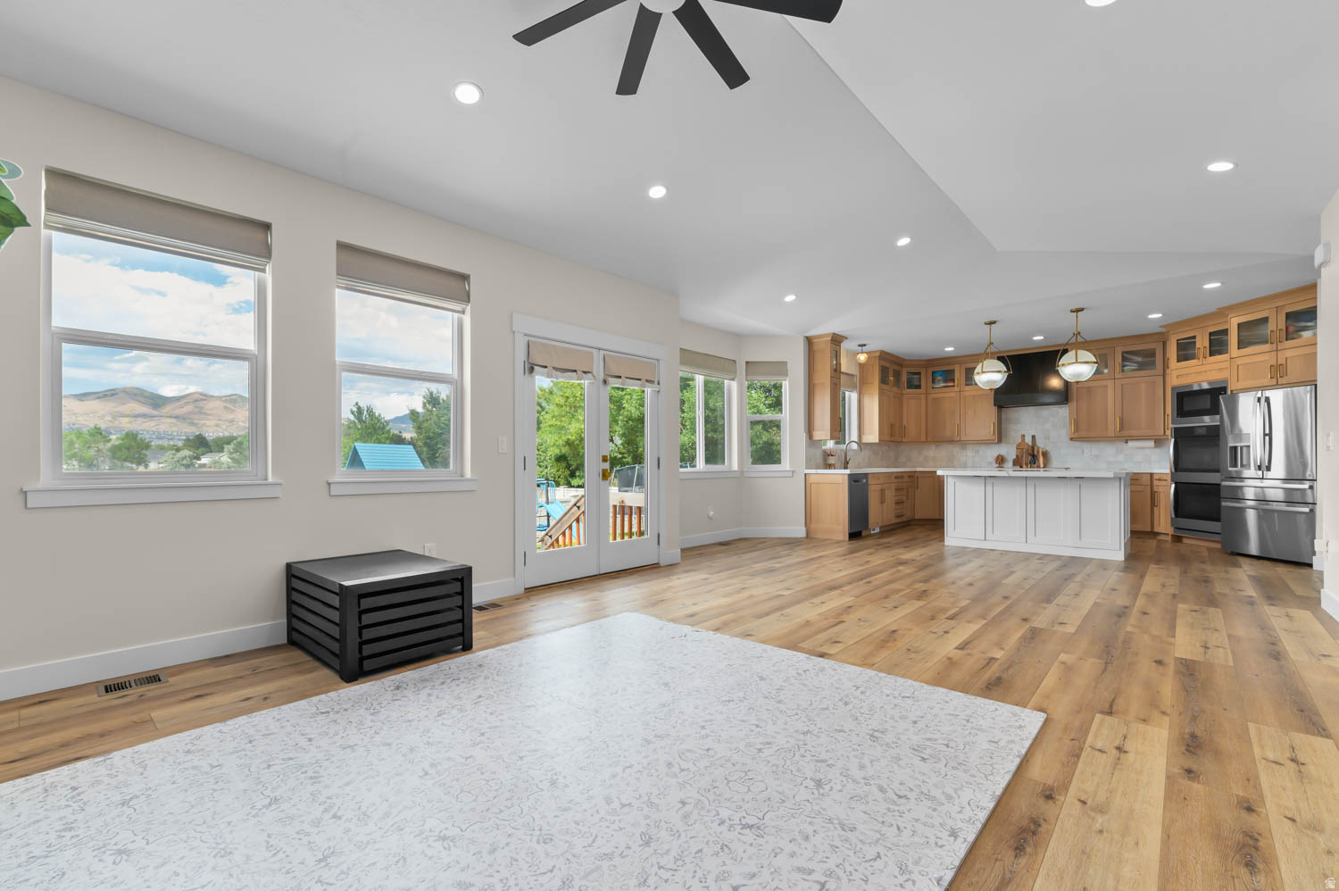 MITCHELL - Residential