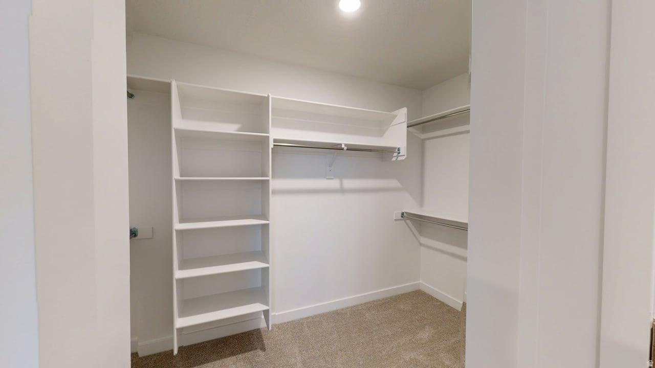 PHEASANTBROOK - Residential