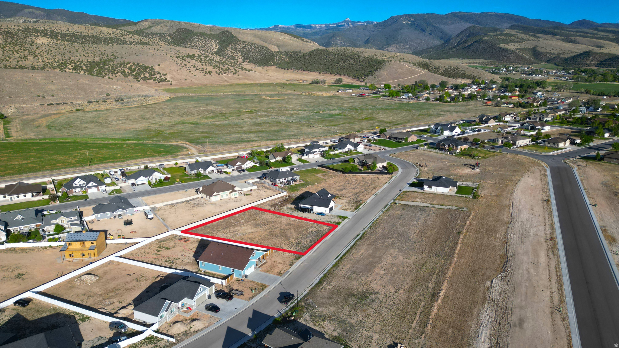 MAYFIELD ESTATES - Land