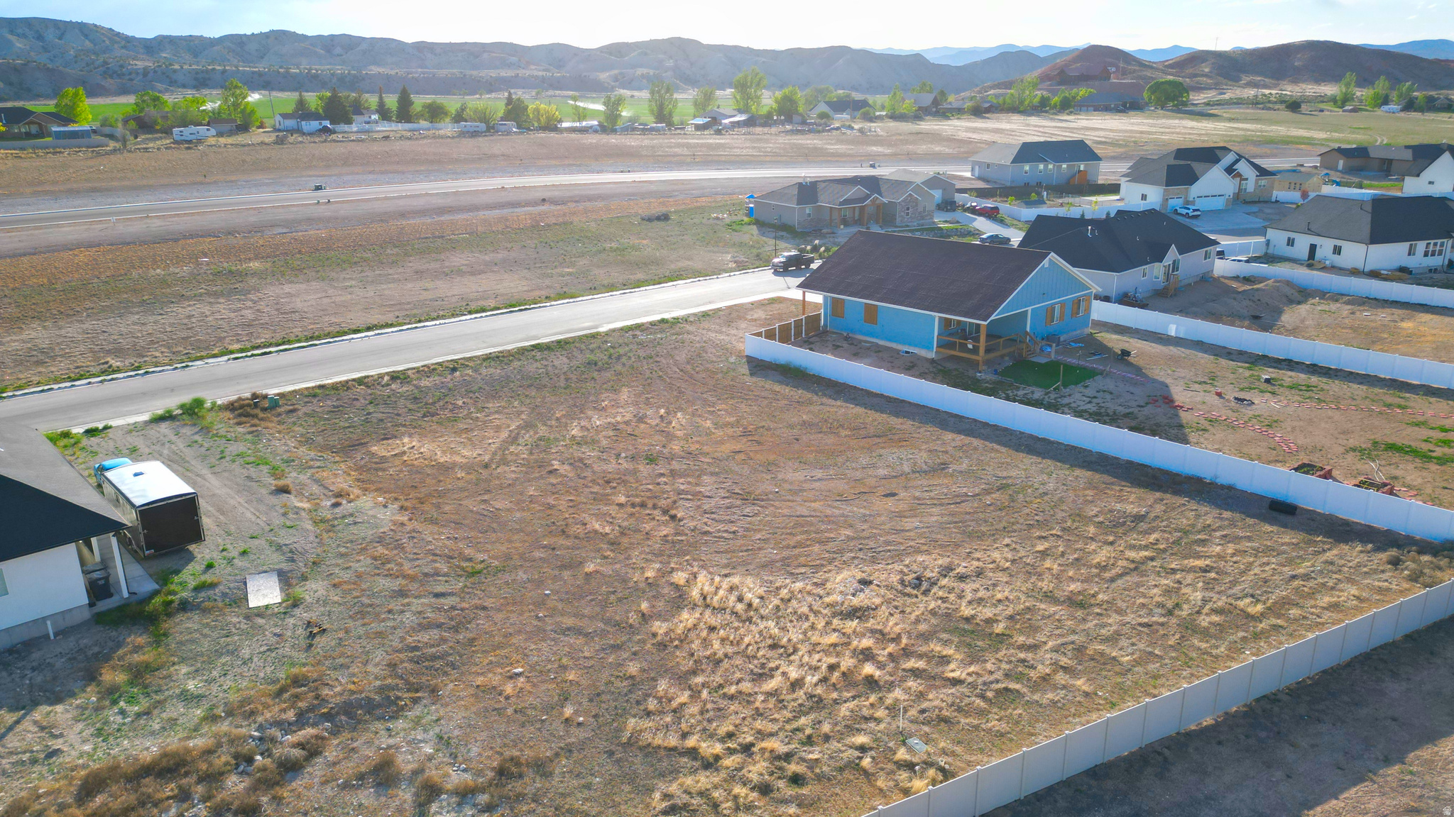 MAYFIELD ESTATES - Land