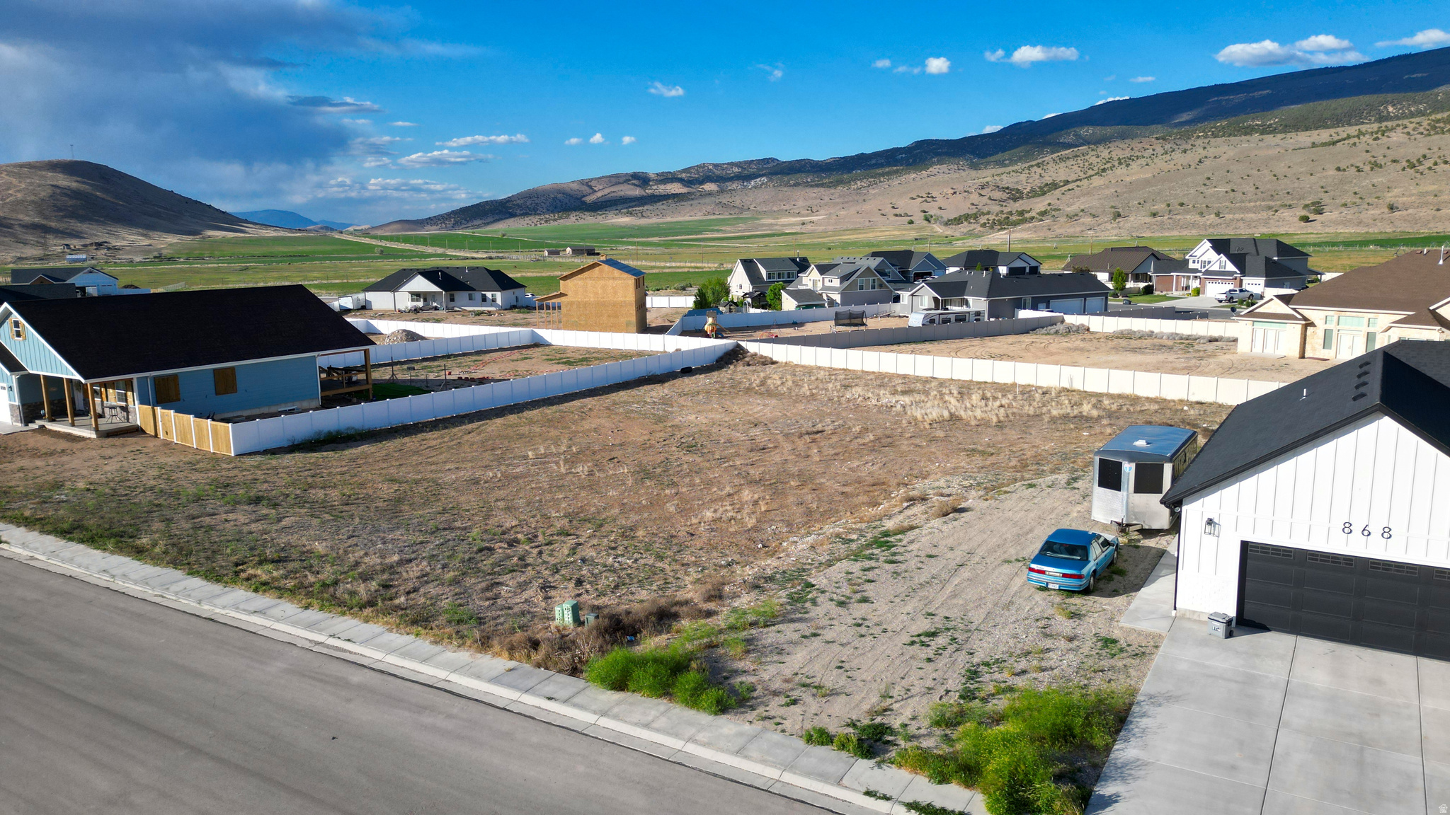 MAYFIELD ESTATES - Land