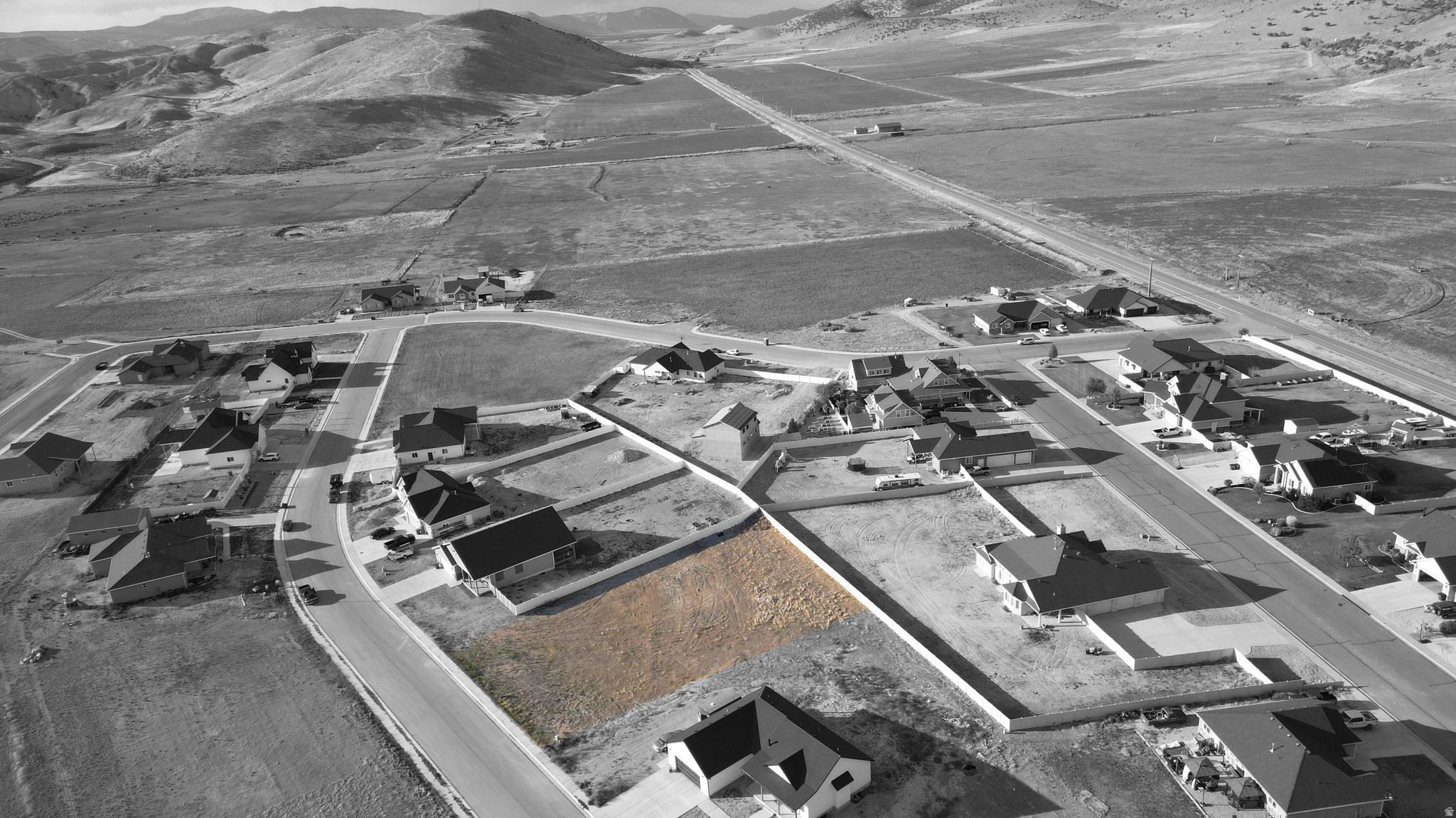 MAYFIELD ESTATES - Land