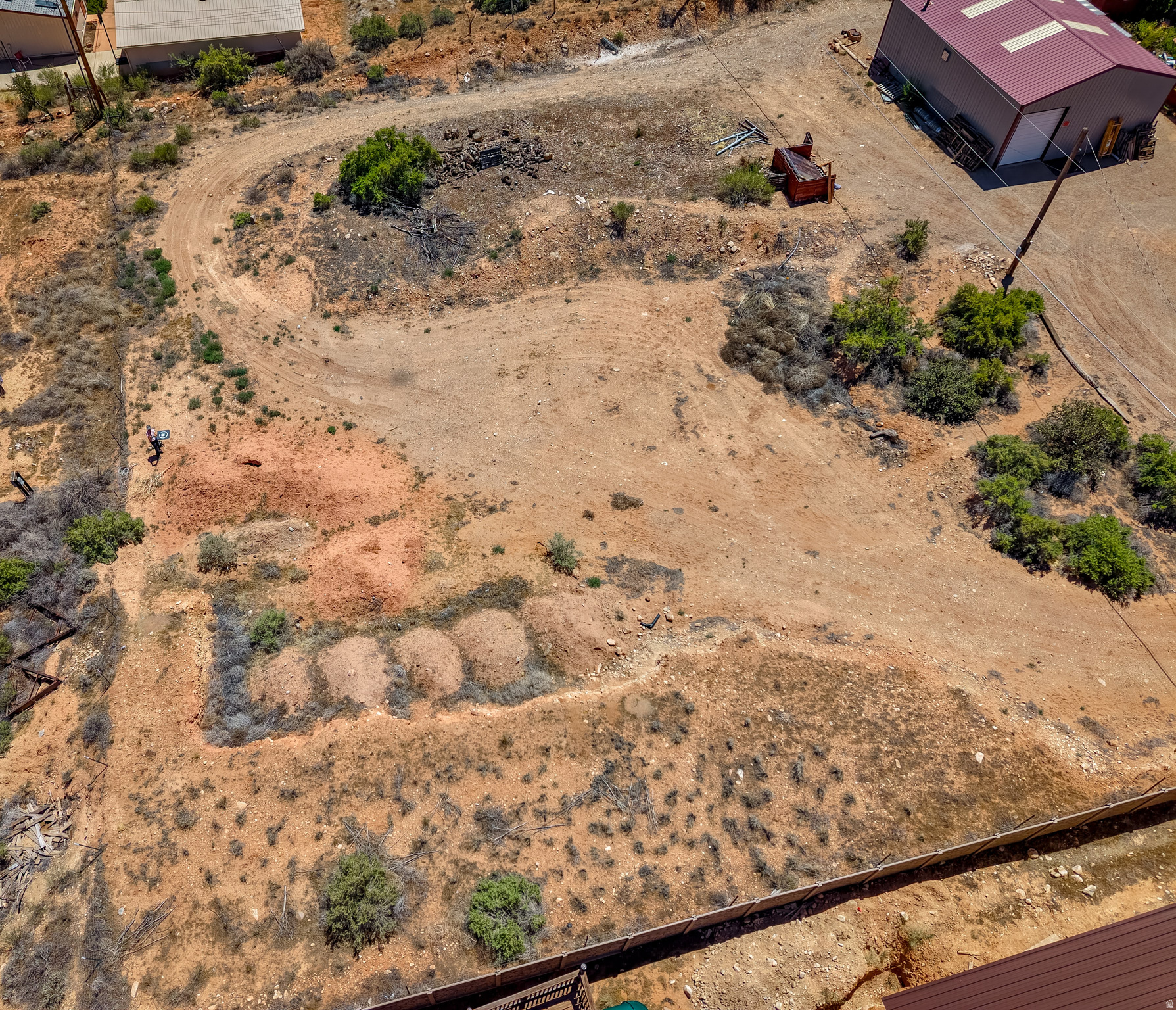 PLATEAU ESTATES - Land