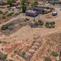 PLATEAU ESTATES - Land