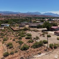 PLATEAU ESTATES - Land