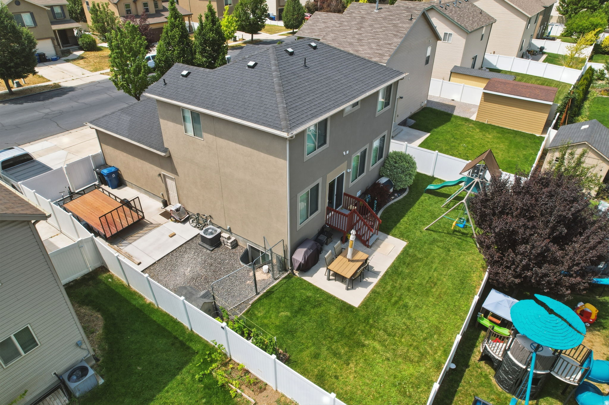 SPANISH VISTA - Residential