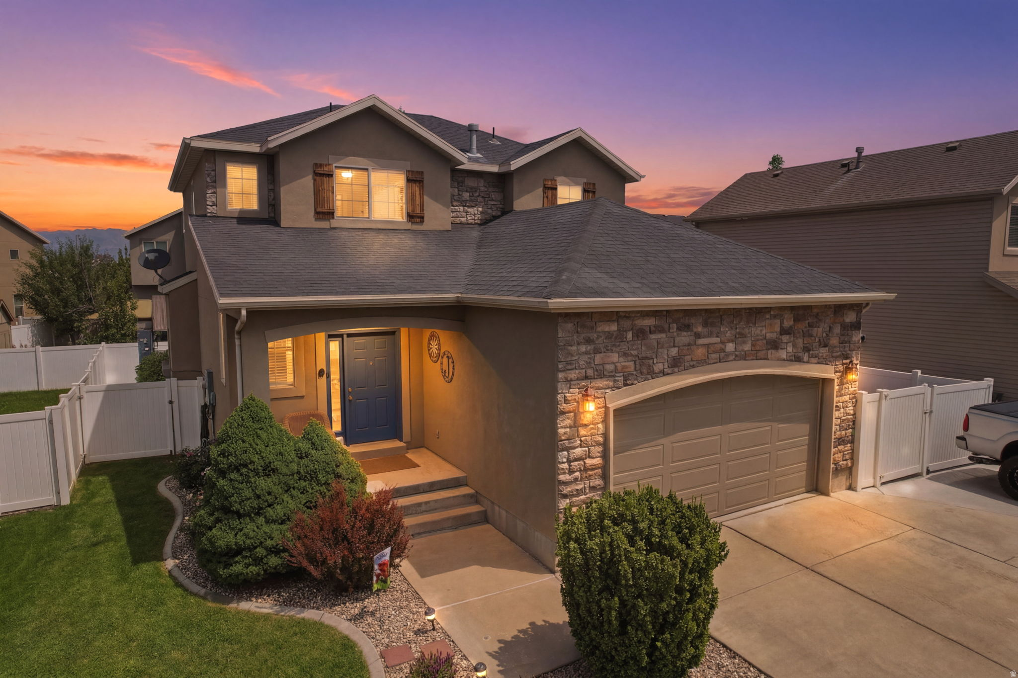 SPANISH VISTA - Residential