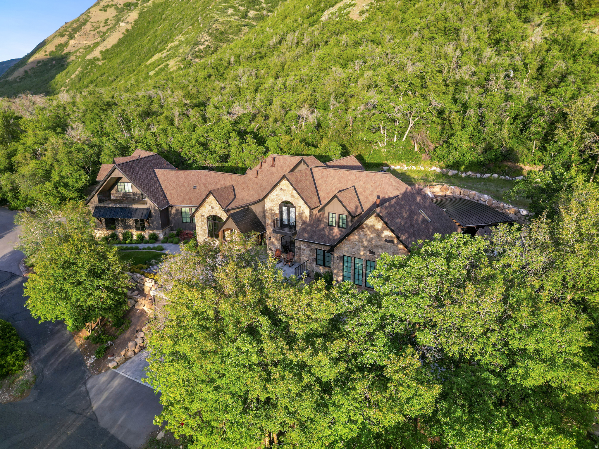 MEADOWS AT HOBBLE CREEK - Residential
