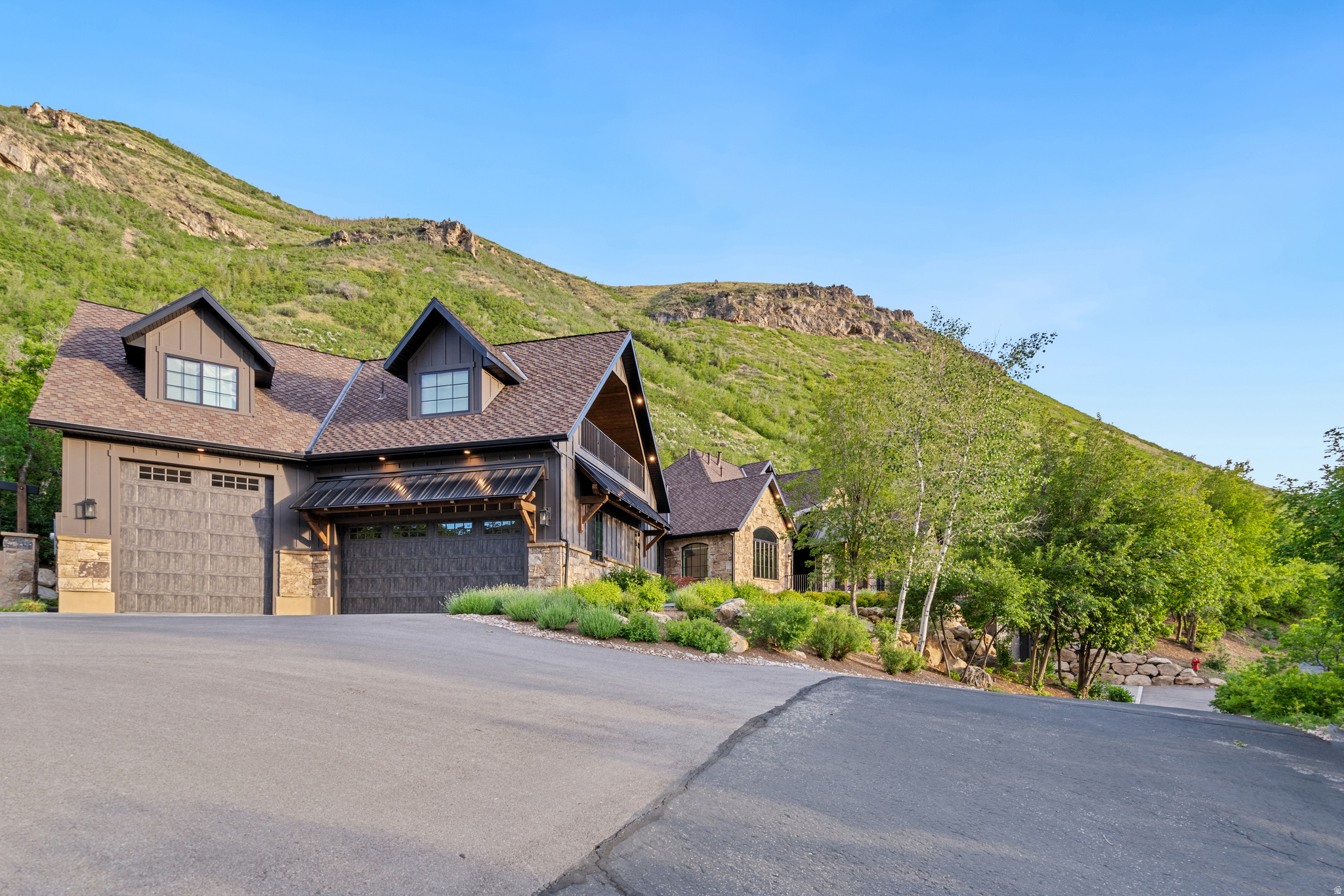 MEADOWS AT HOBBLE CREEK - Residential