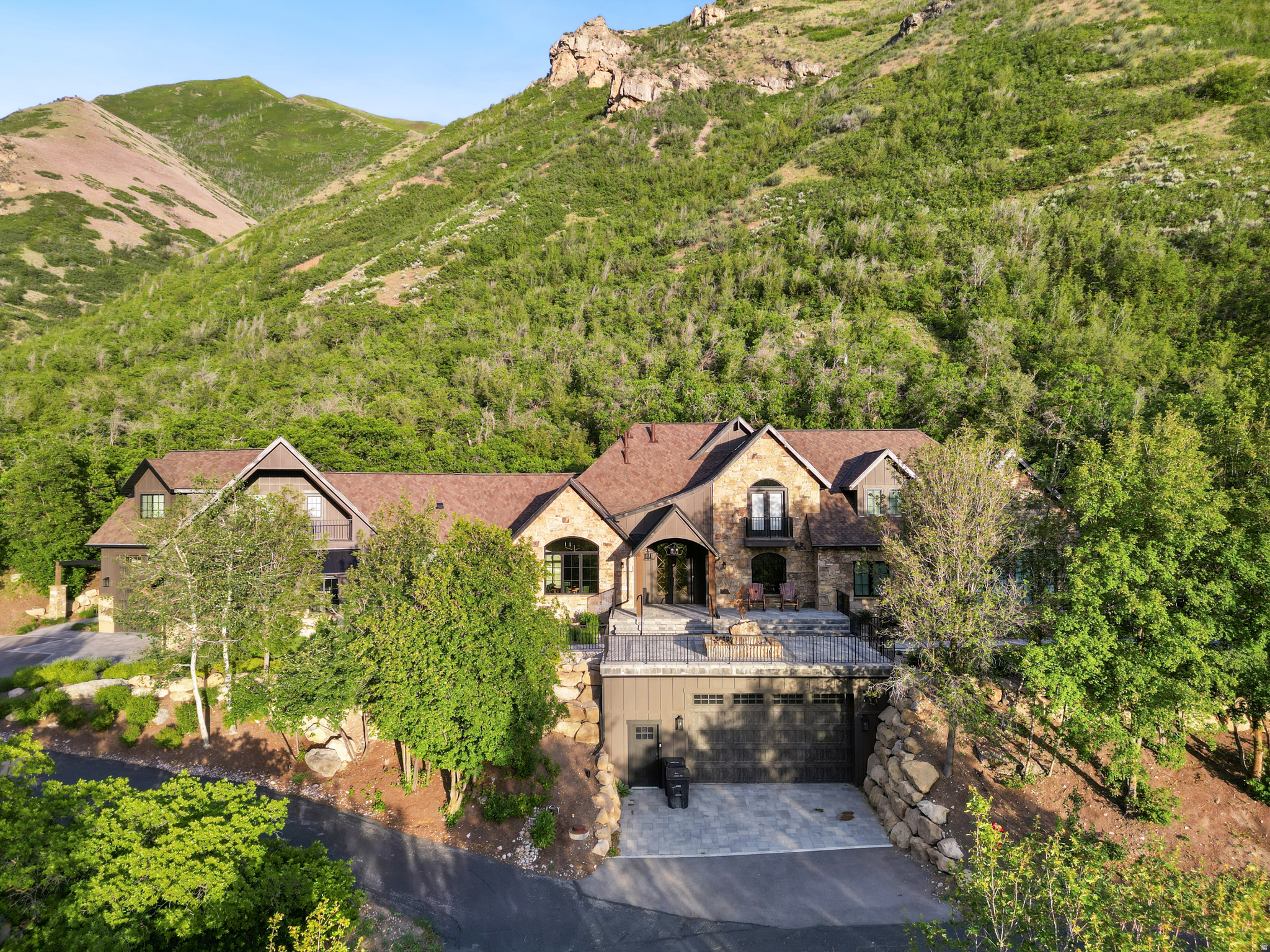 MEADOWS AT HOBBLE CREEK - Residential