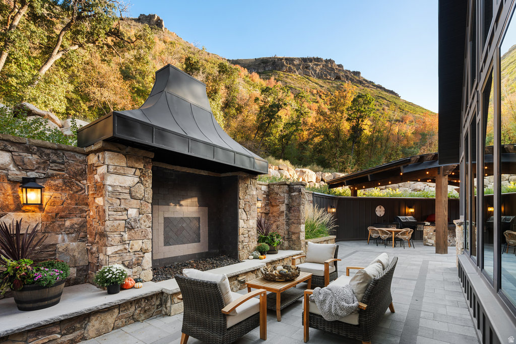 MEADOWS AT HOBBLE CREEK - Residential