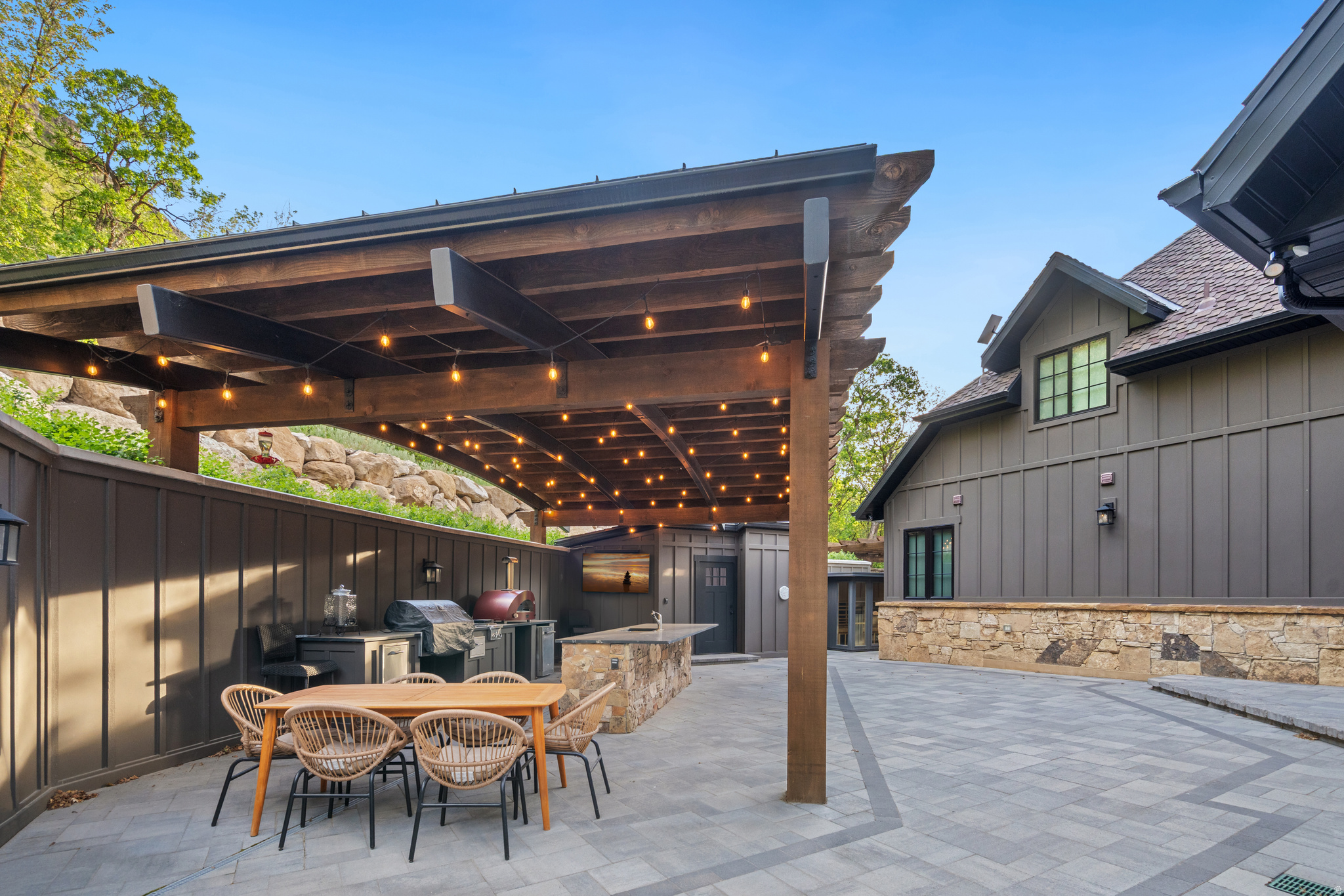 MEADOWS AT HOBBLE CREEK - Residential