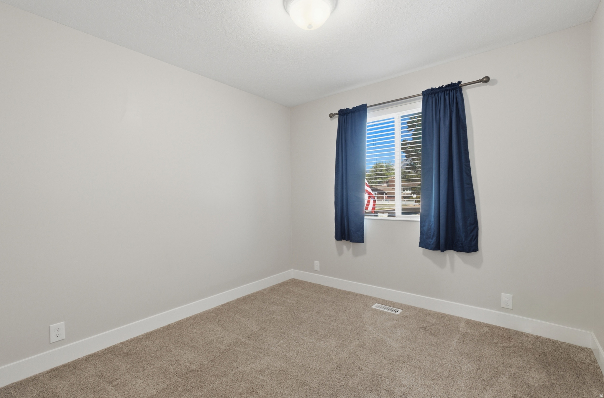 SUNRISE MEADOWS - Residential