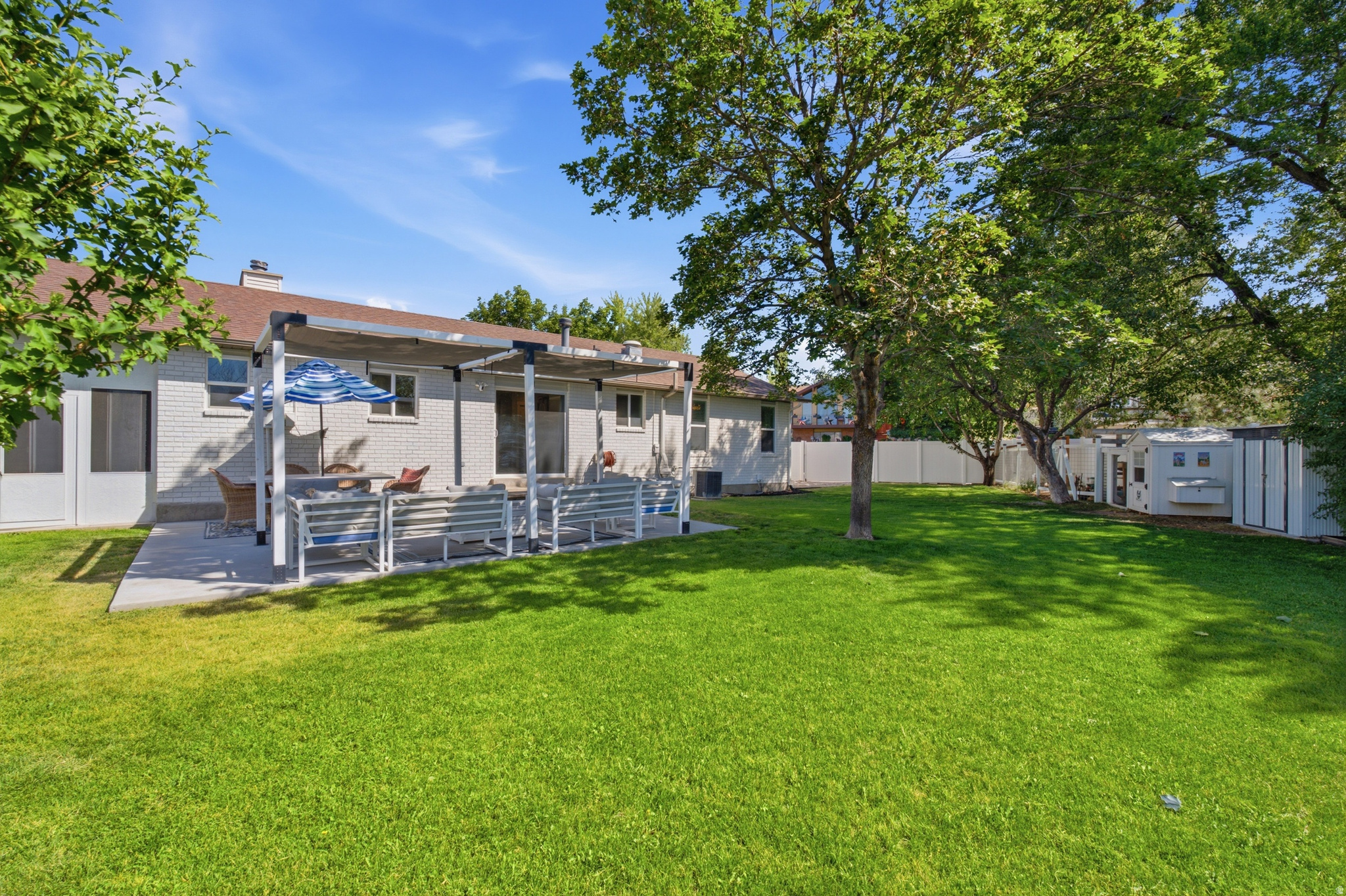 SUNRISE MEADOWS - Residential