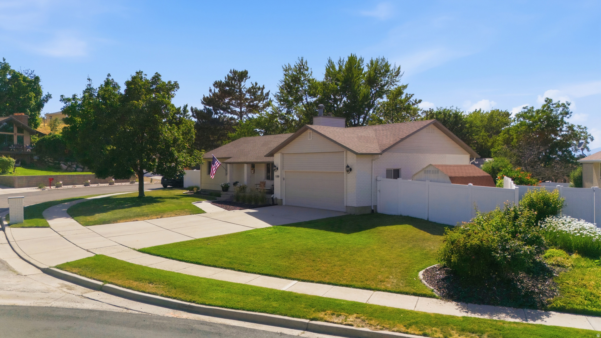 SUNRISE MEADOWS - Residential