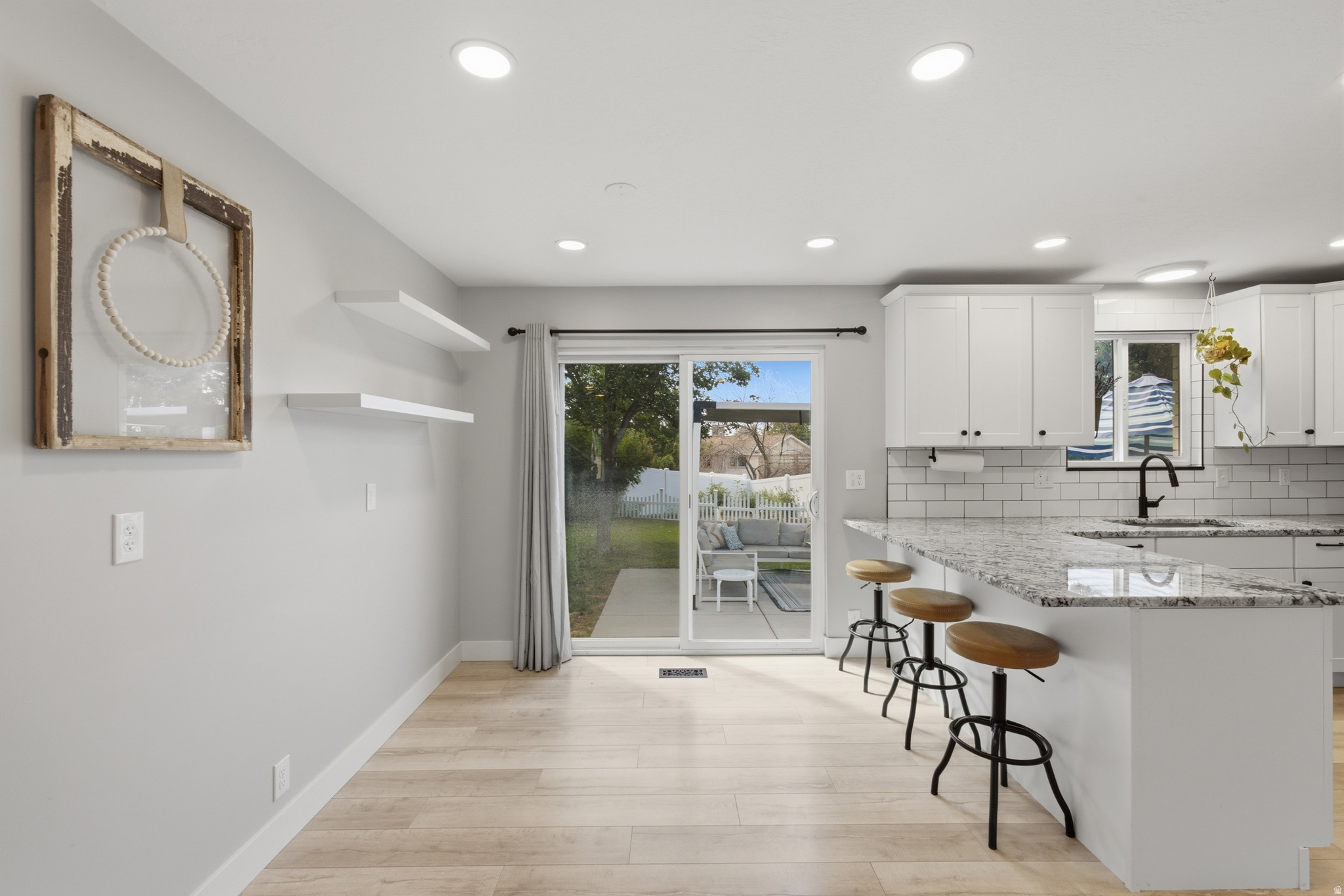 SUNRISE MEADOWS - Residential