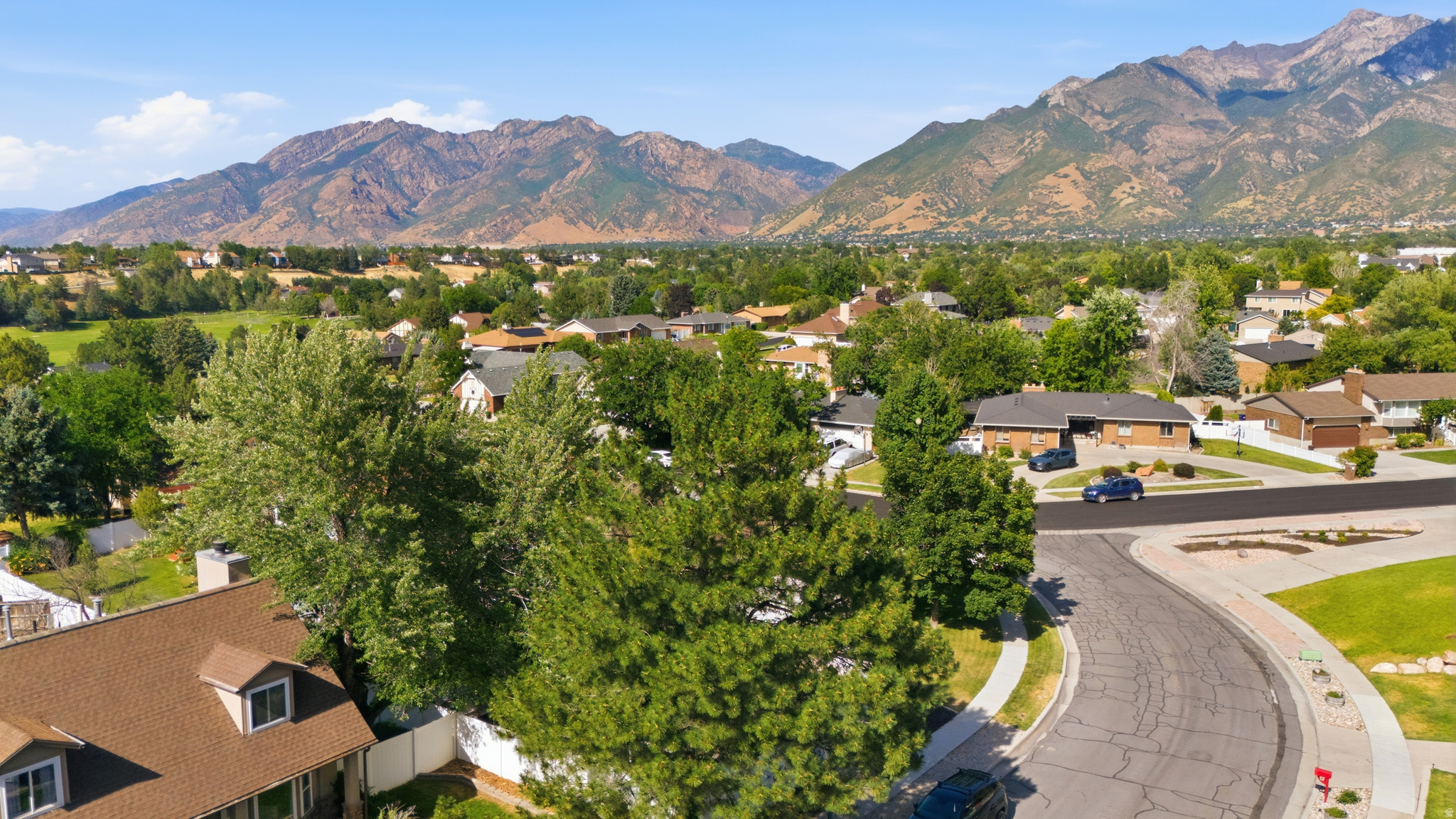 SUNRISE MEADOWS - Residential