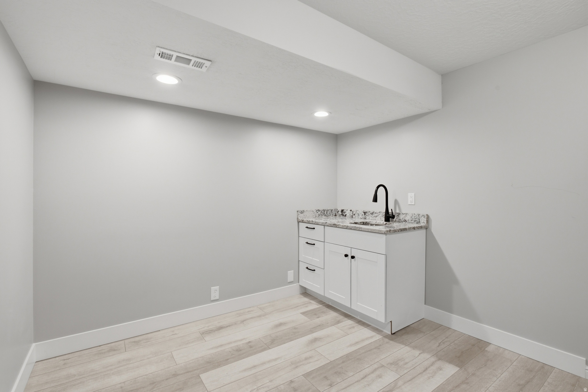 SUNRISE MEADOWS - Residential