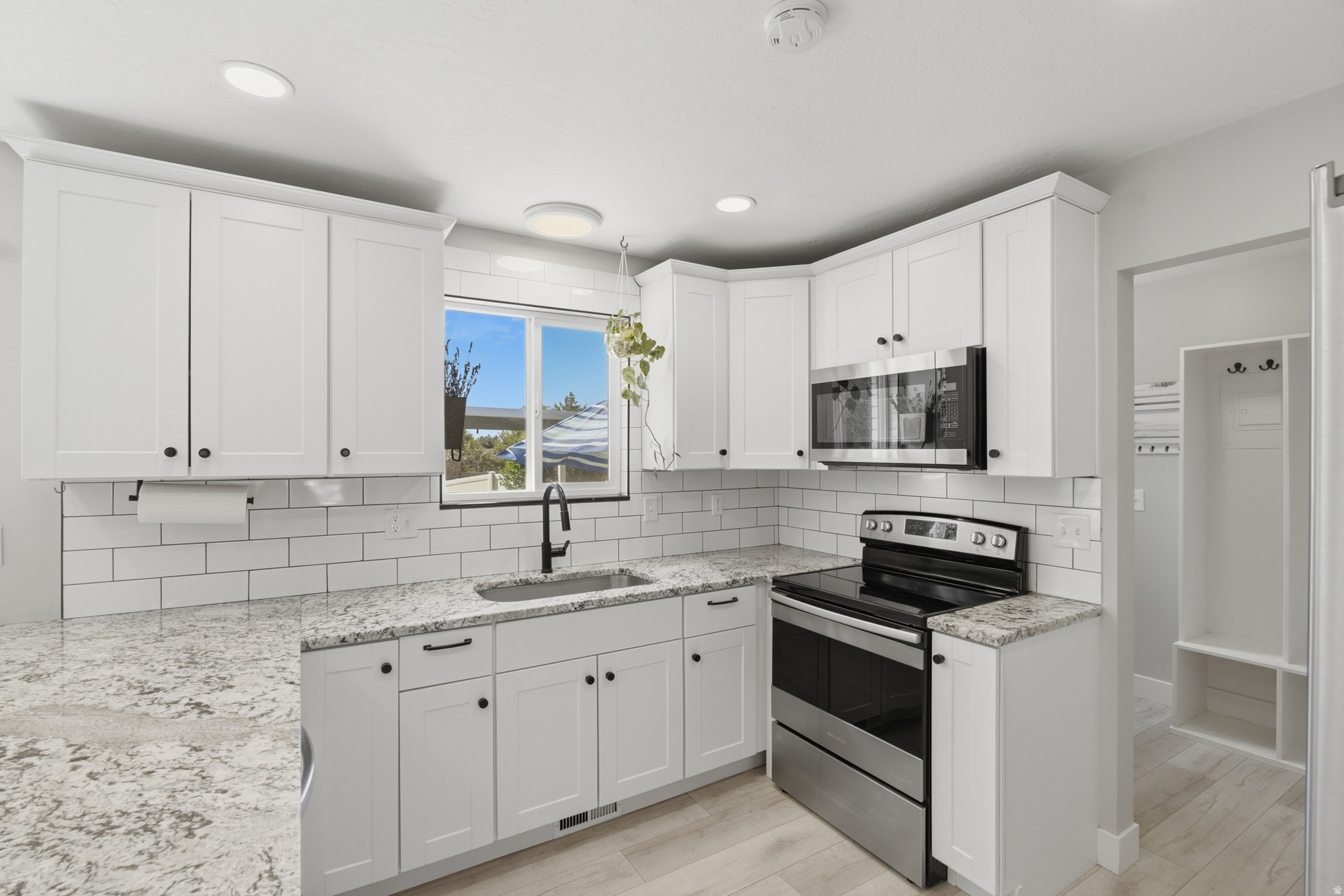 SUNRISE MEADOWS - Residential