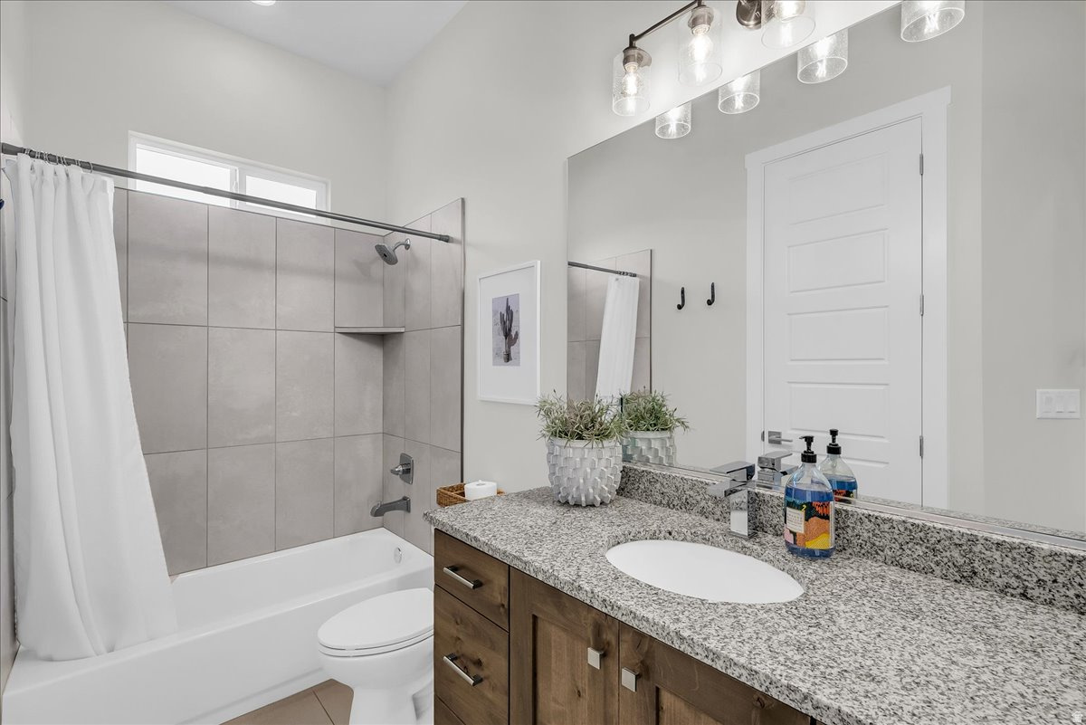 CASCATA AT DIVARIO PH 1 - Residential