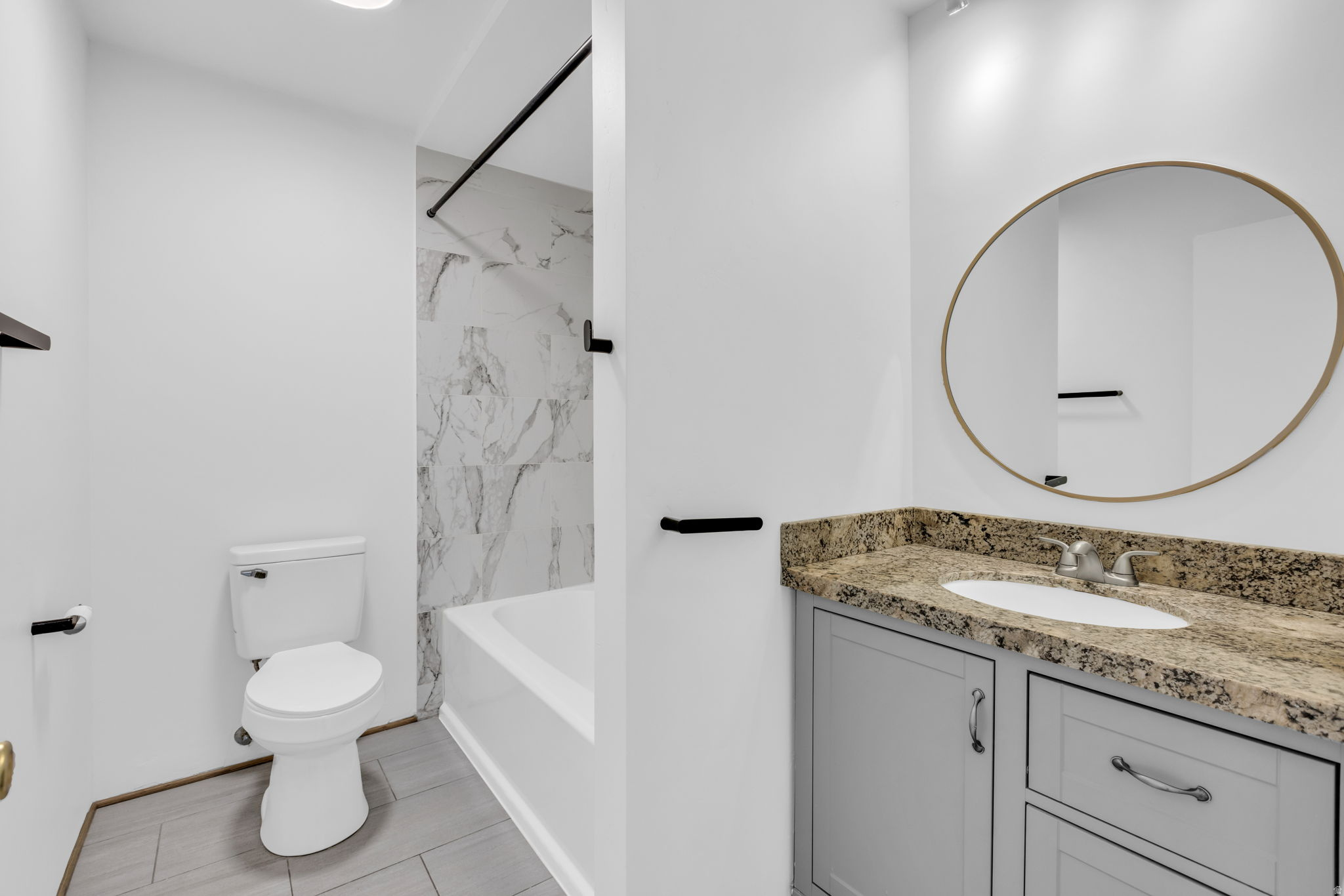 APPLEGATE CONDM PHAS - Residential