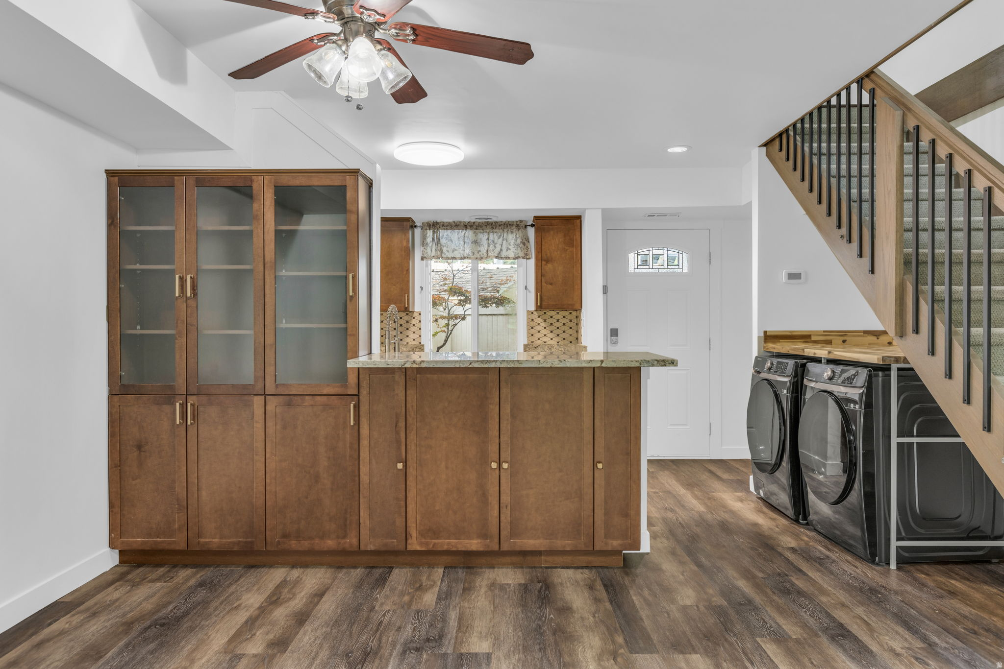 APPLEGATE CONDM PHAS - Residential