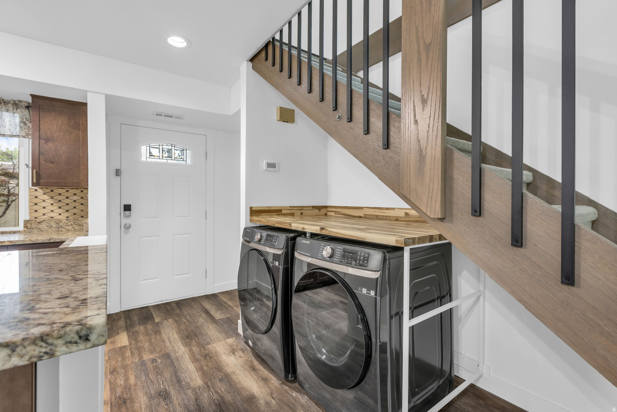 APPLEGATE CONDM PHAS - Residential