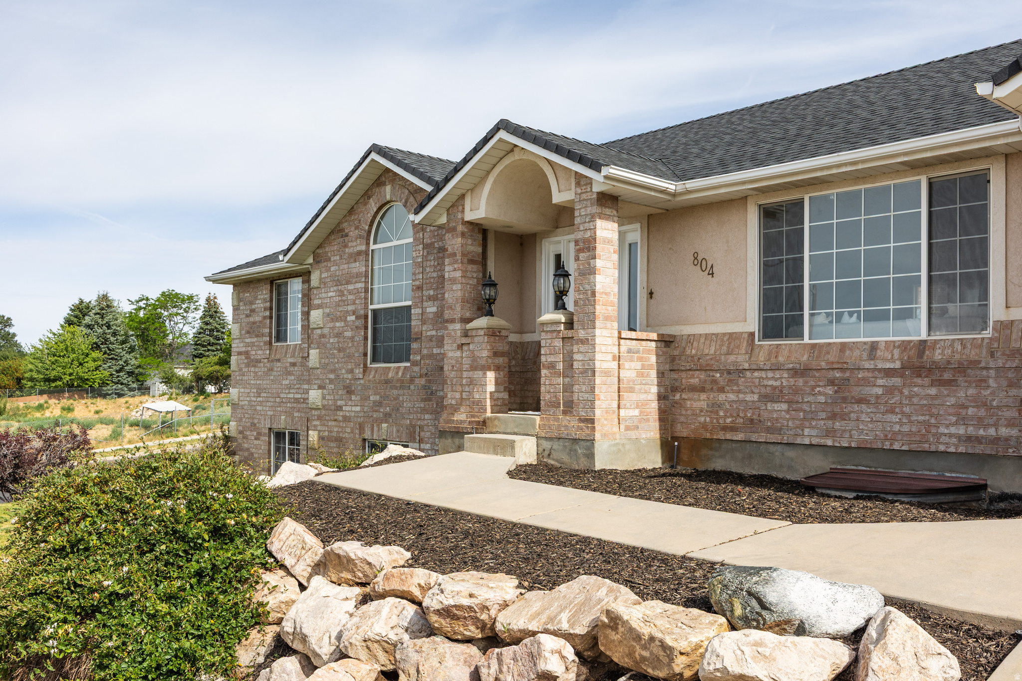 NORTH OAKS COVE - Residential