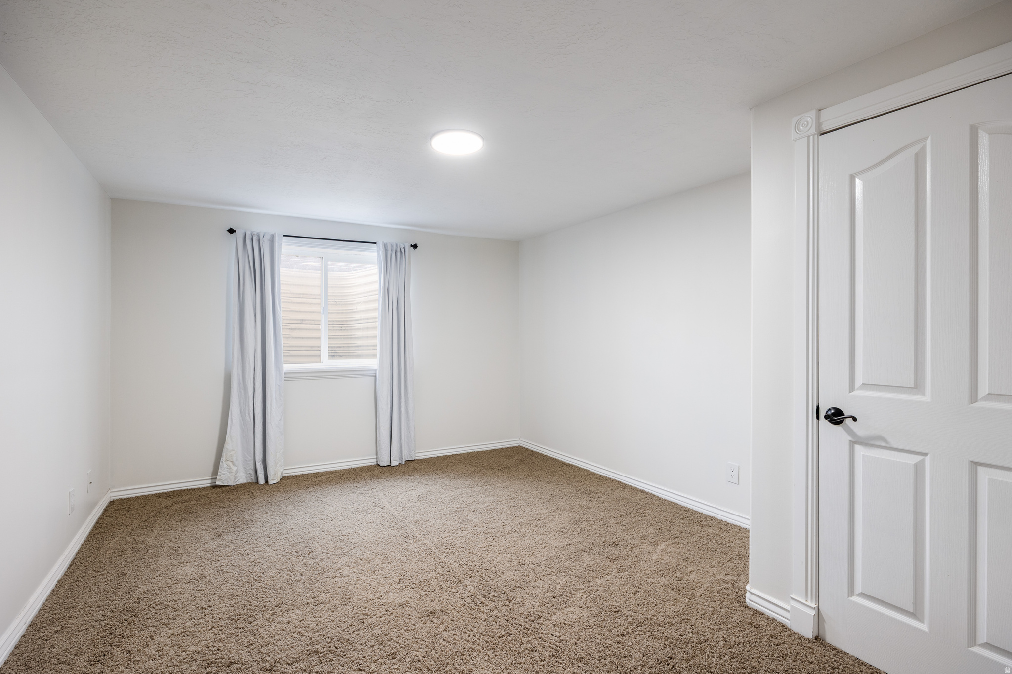 NORTH OAKS COVE - Residential