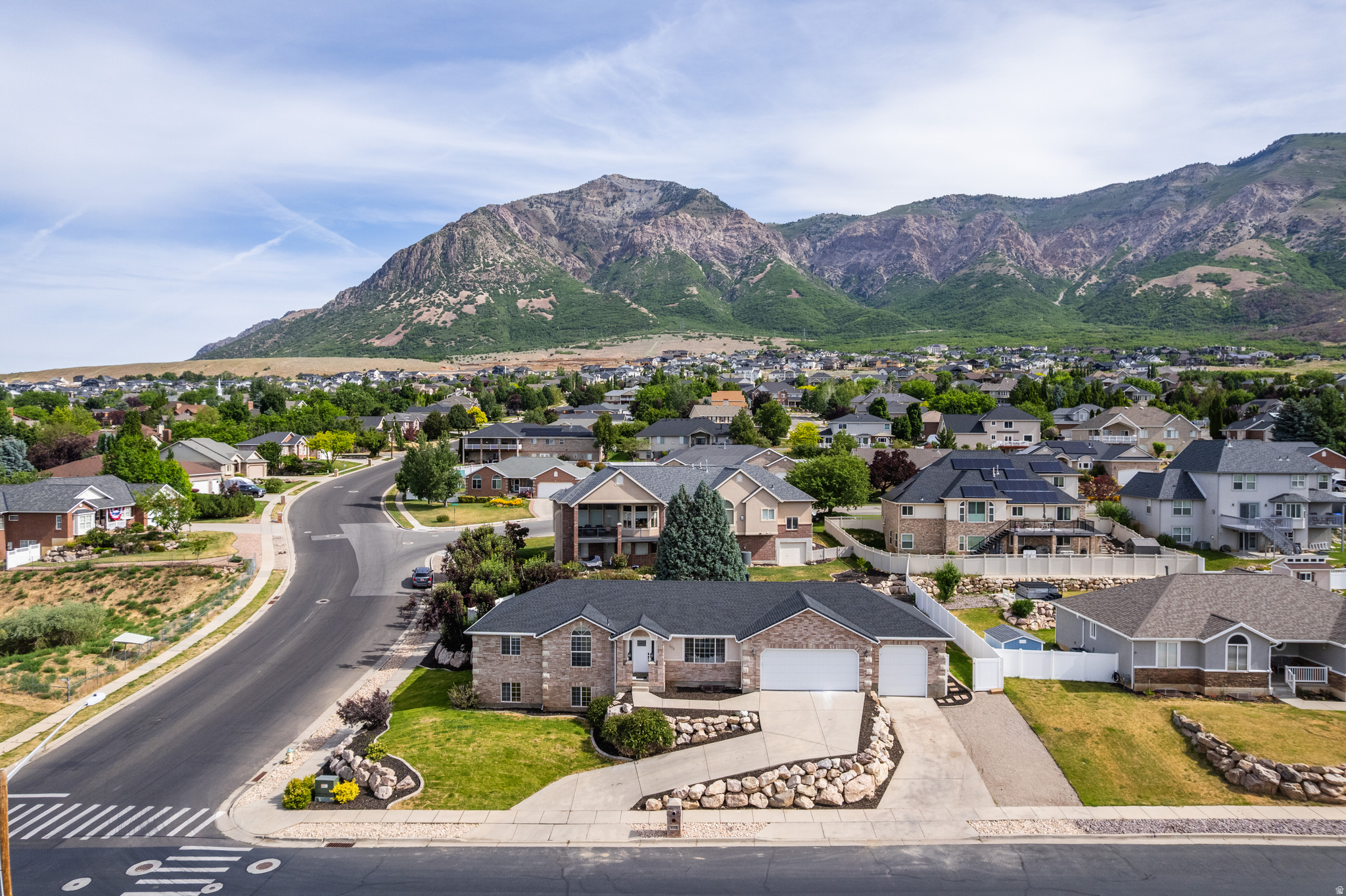 NORTH OAKS COVE - Residential