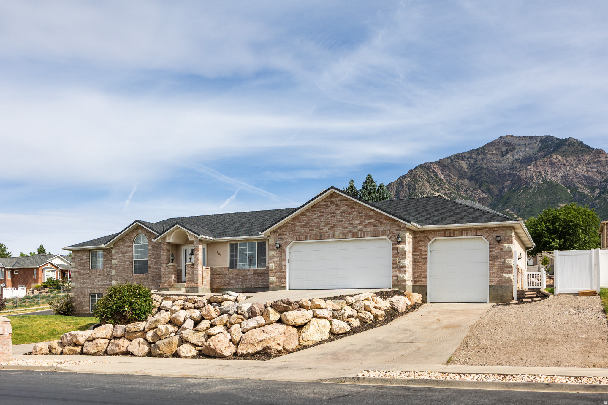 NORTH OAKS COVE - Residential