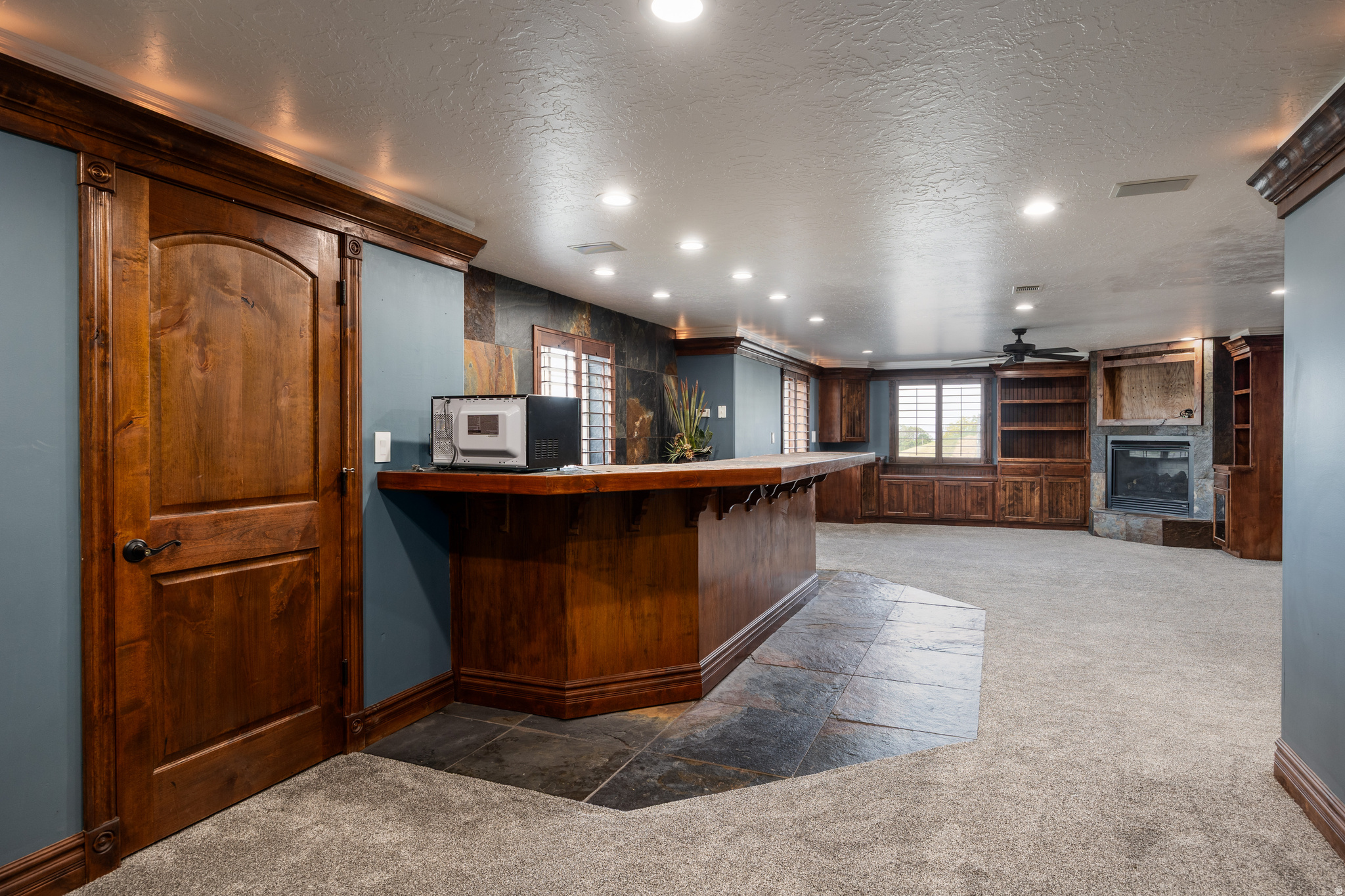 NORTH OAKS COVE - Residential