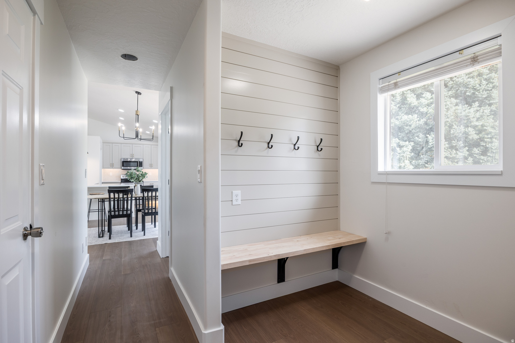 NORTH OAKS COVE - Residential