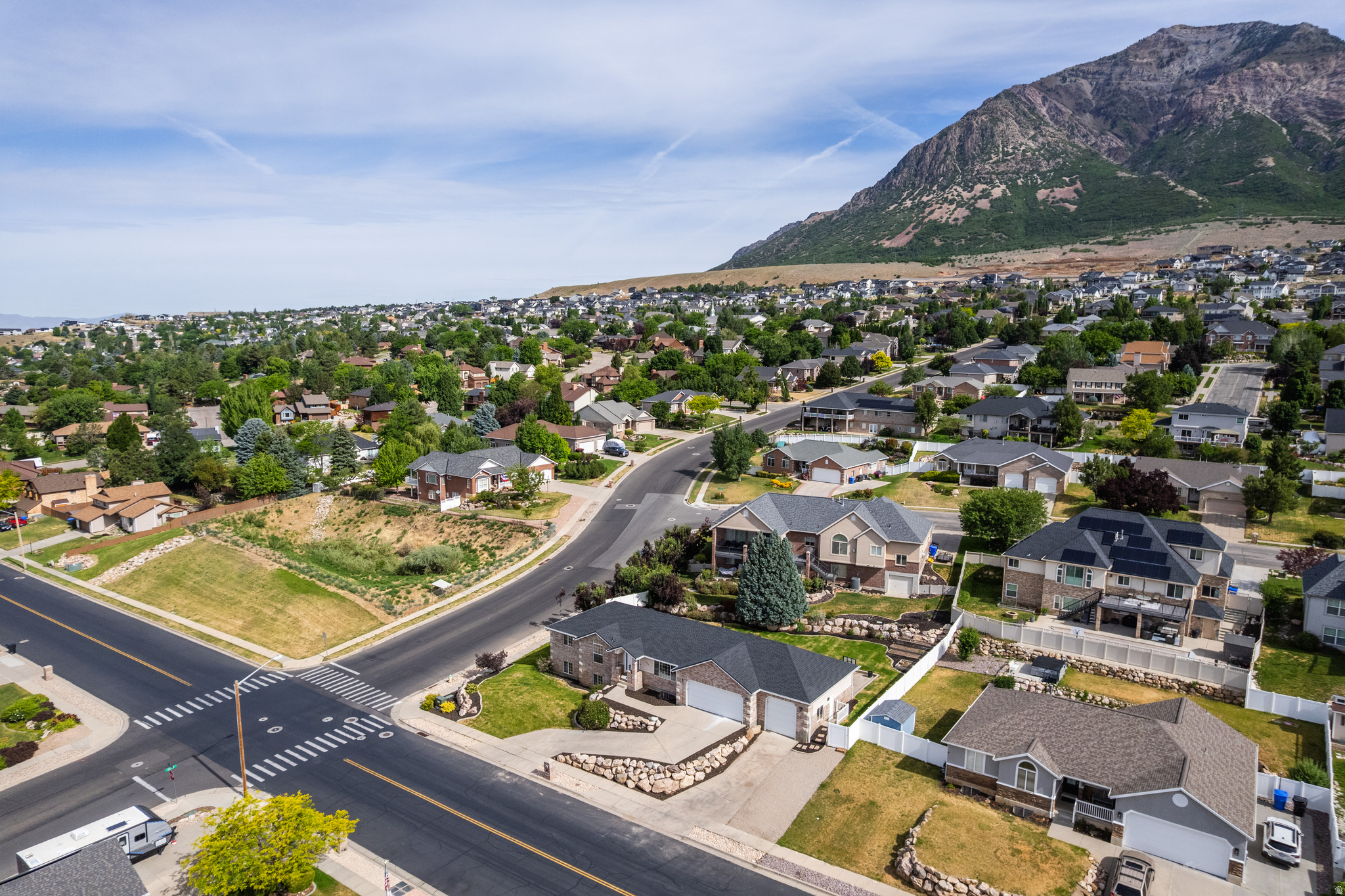 NORTH OAKS COVE - Residential