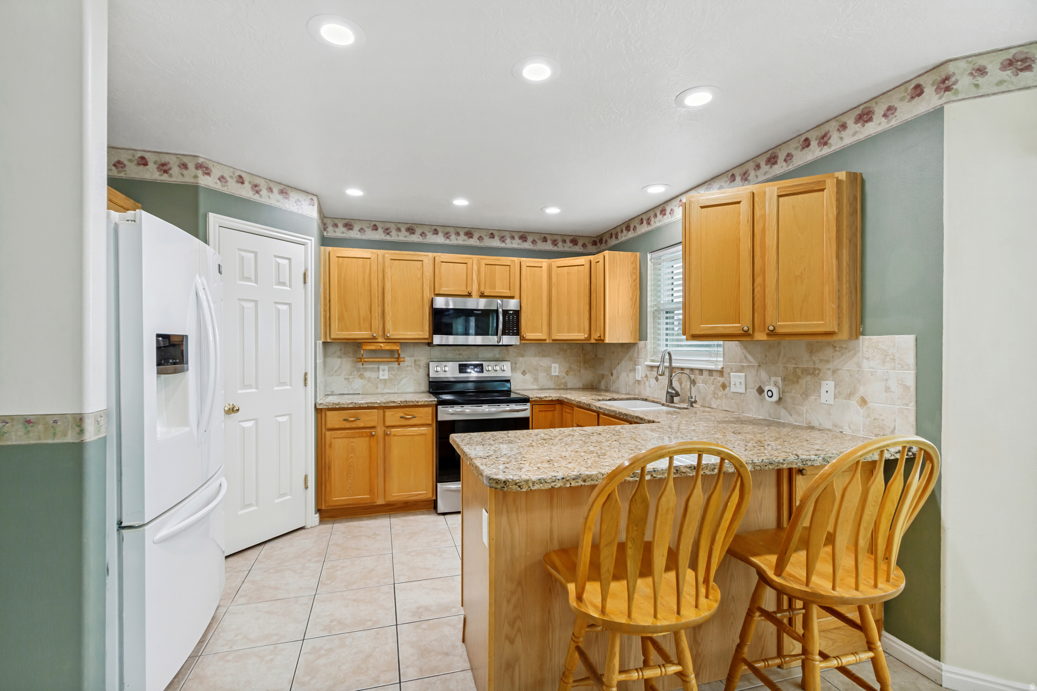 SADDLE BROOK ESTATES - Residential