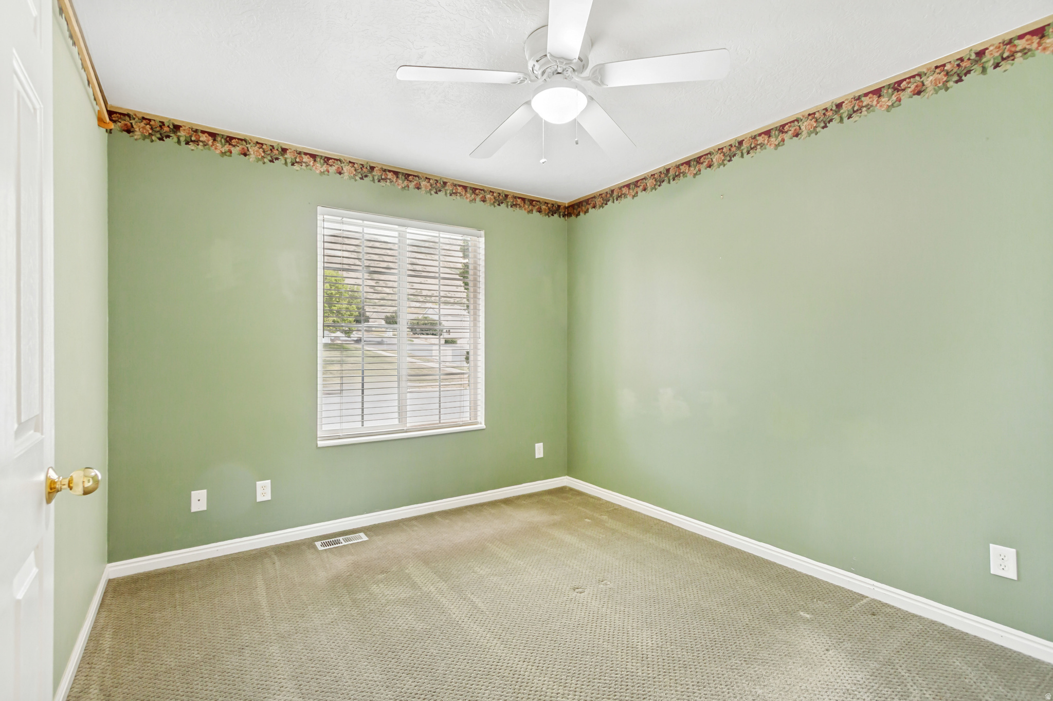 SADDLE BROOK ESTATES - Residential