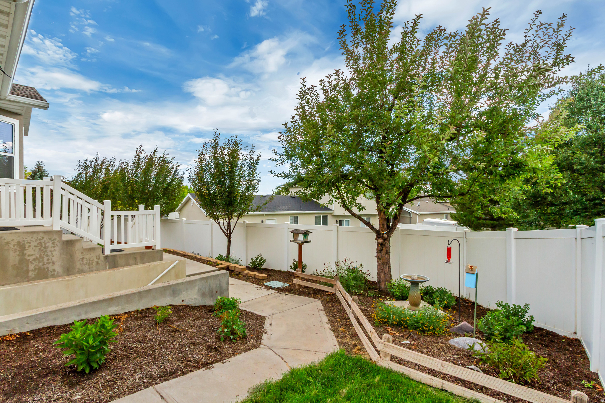 SADDLE BROOK ESTATES - Residential