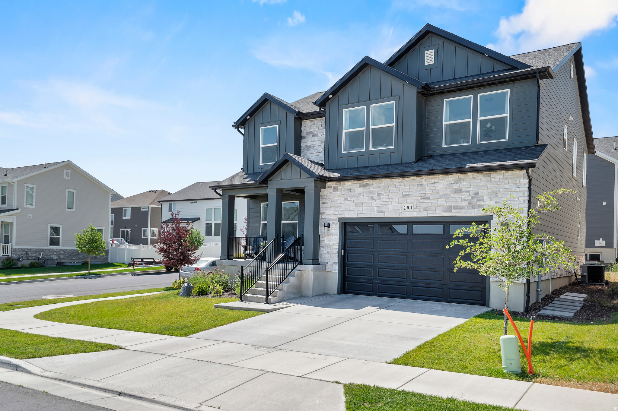MOUNTAIN RIDGE - Residential